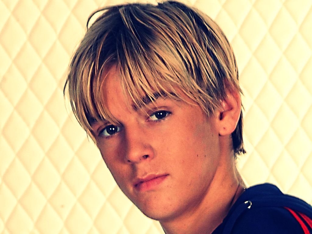 More Pictures Of Aaron Carter. 