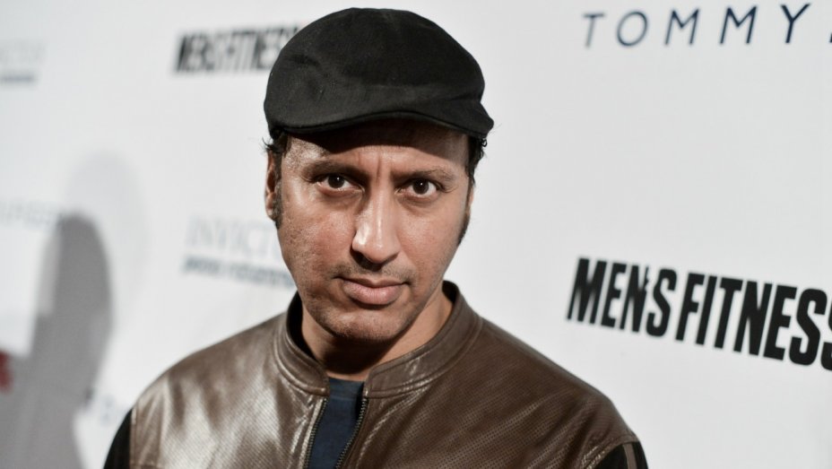 aasif-mandvi-net-worth