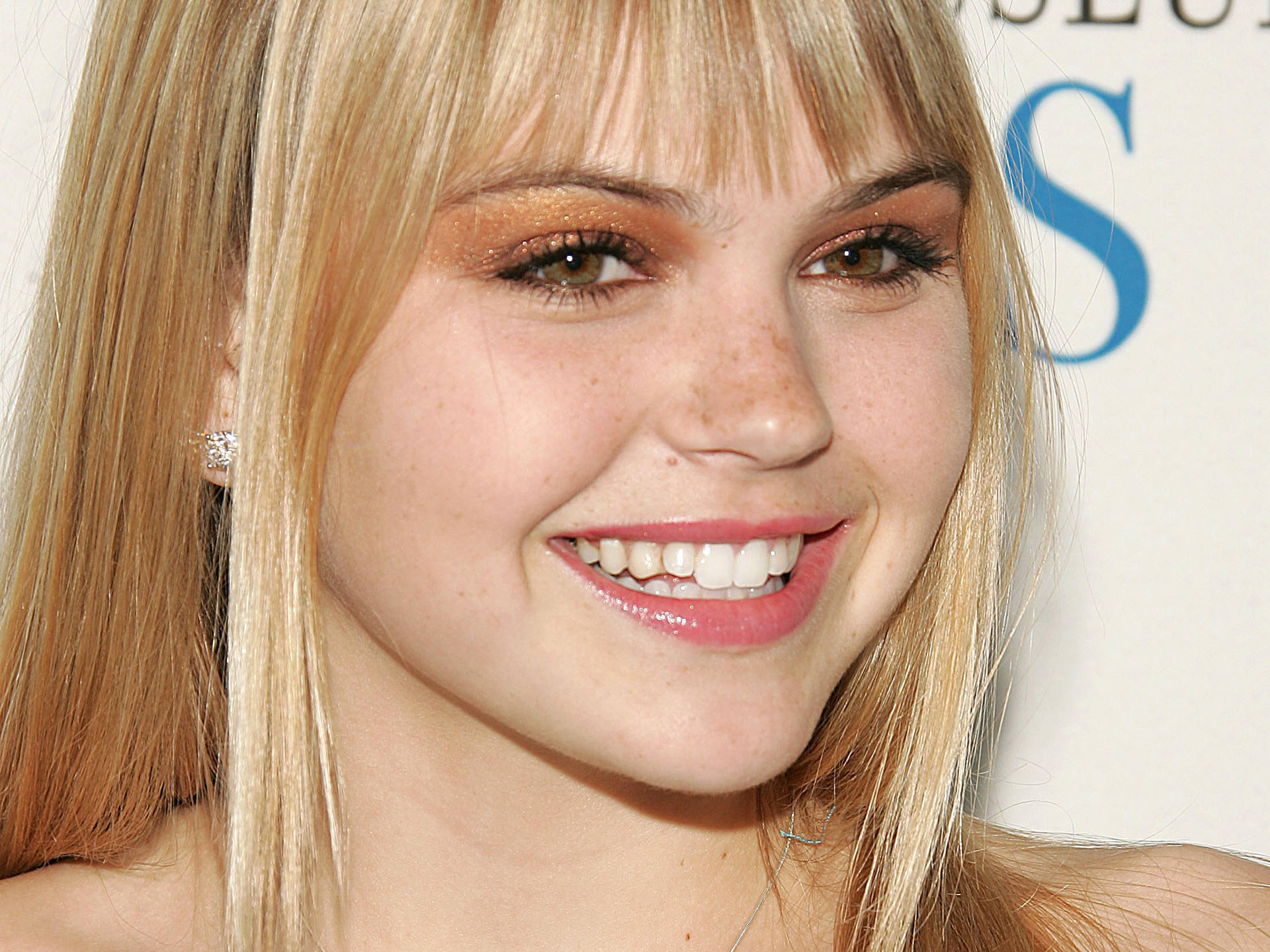 aimee-teegarden-net-worth