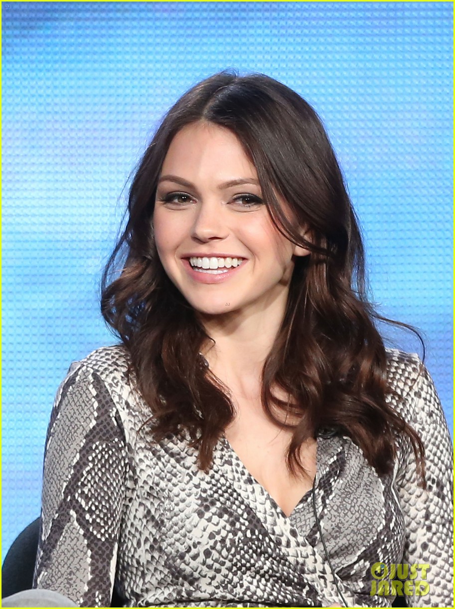 aimee-teegarden-party