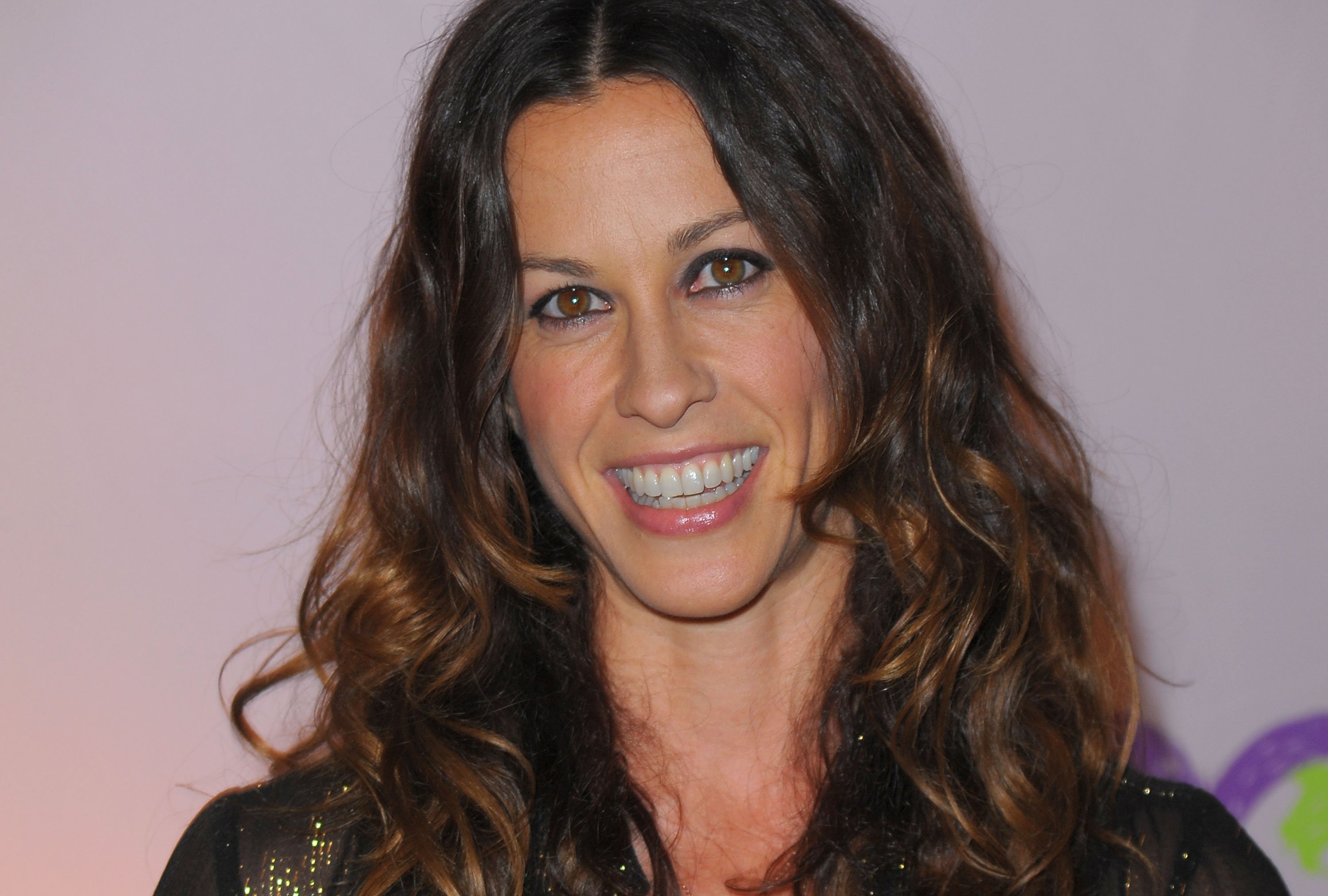 alanis-morissette-news