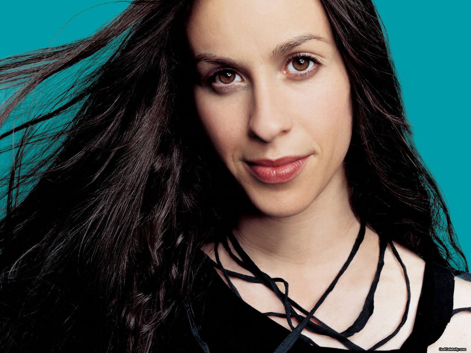 alanis-morissette-pictures