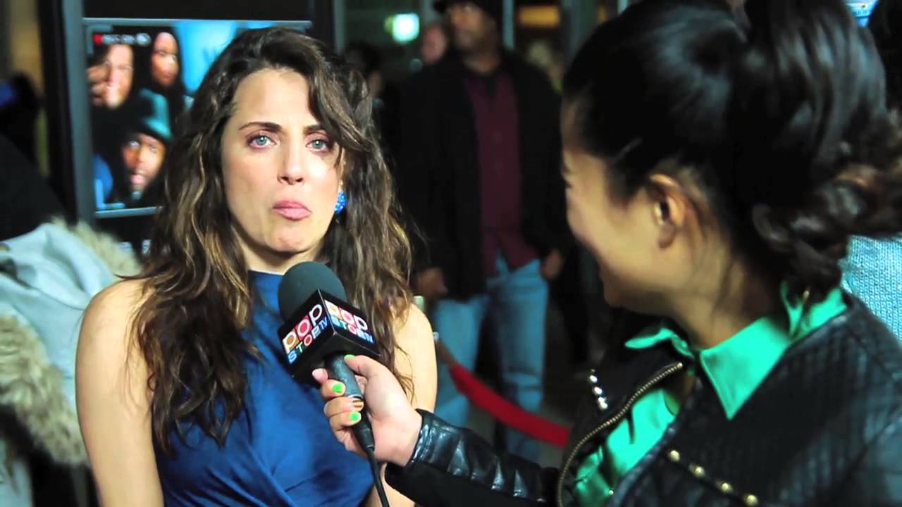 alanna-ubach-photos