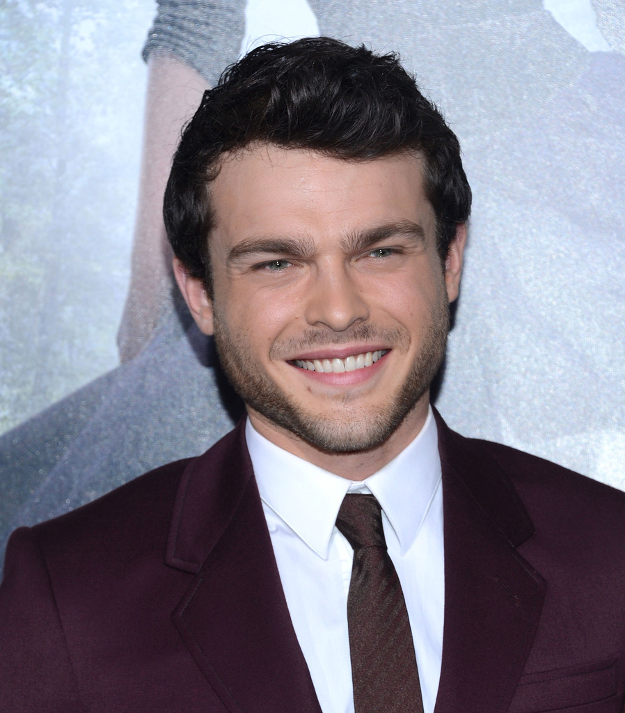 alden-ehrenreich-images