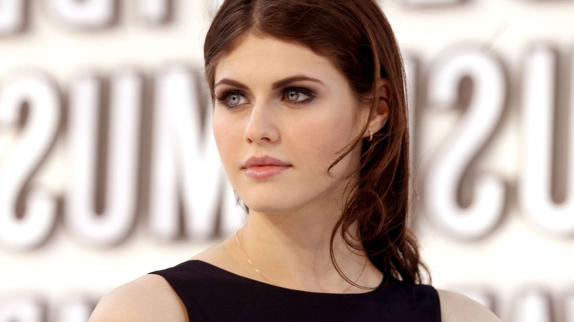 alexandra-daddario-young