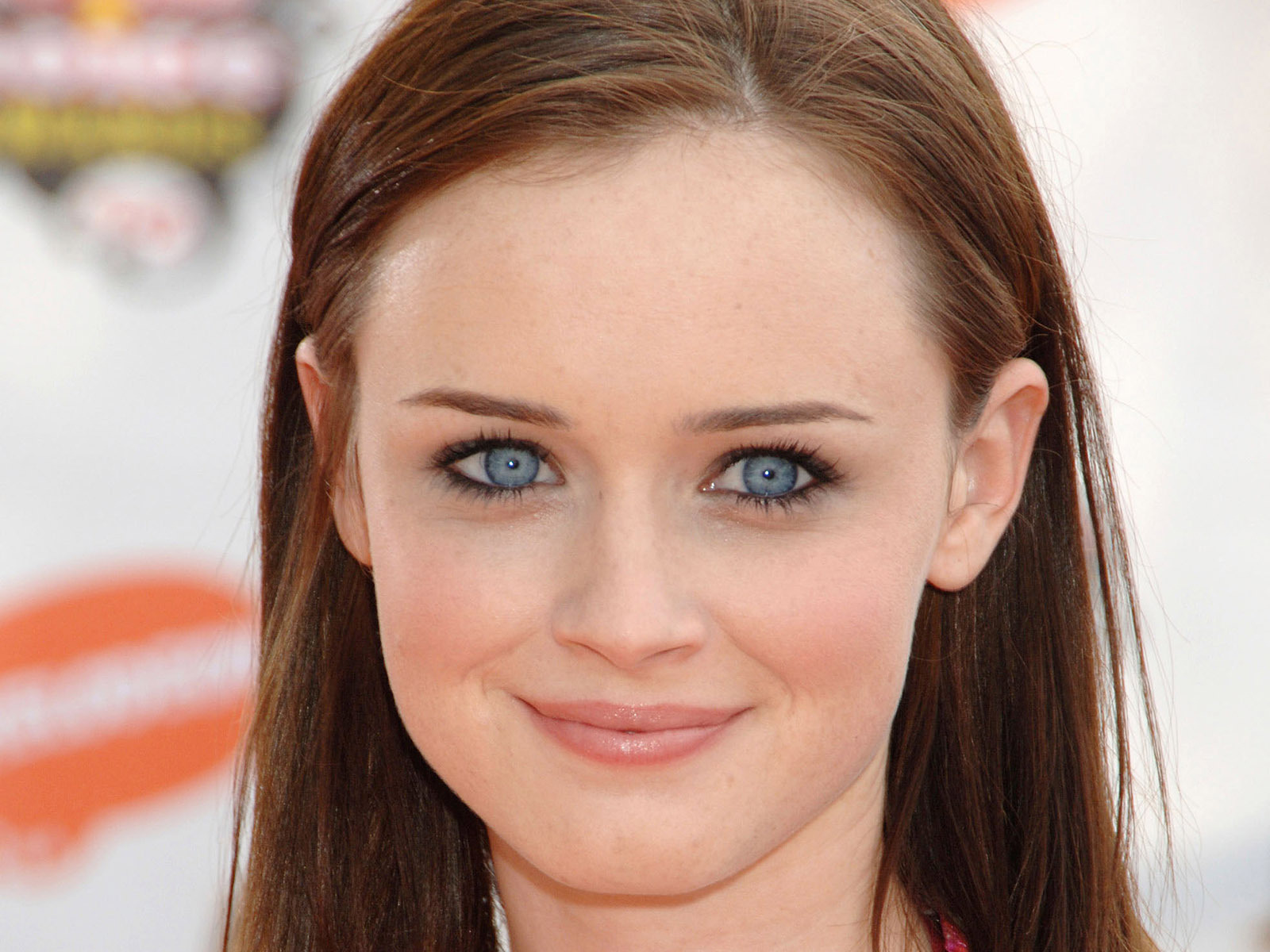 alexis-bledel-2016