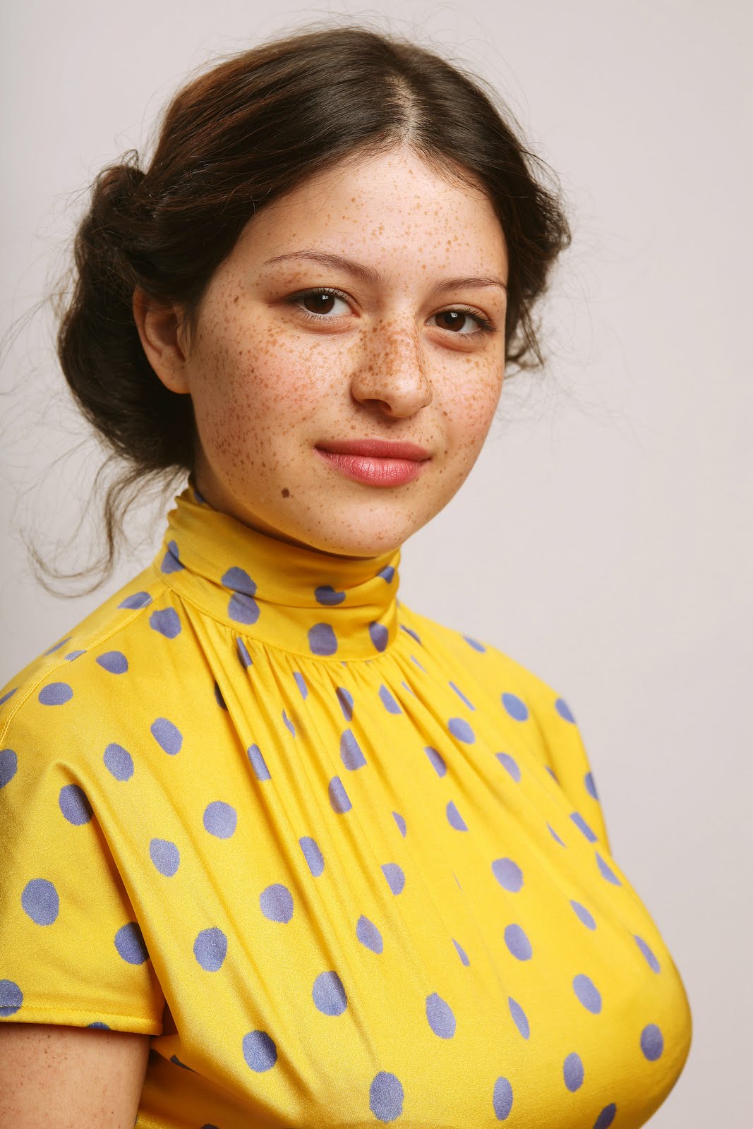 alia-shawkat-2016