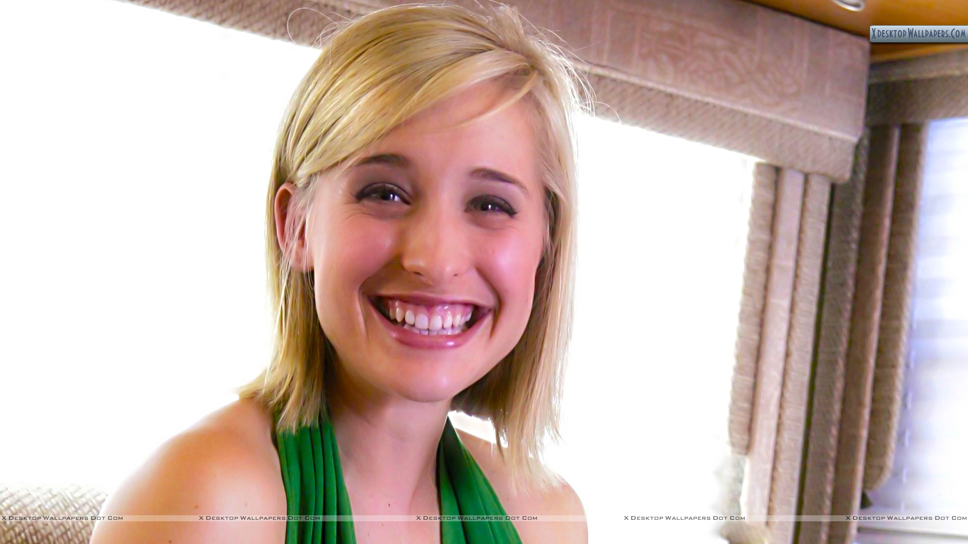 photos-of-allison-mack