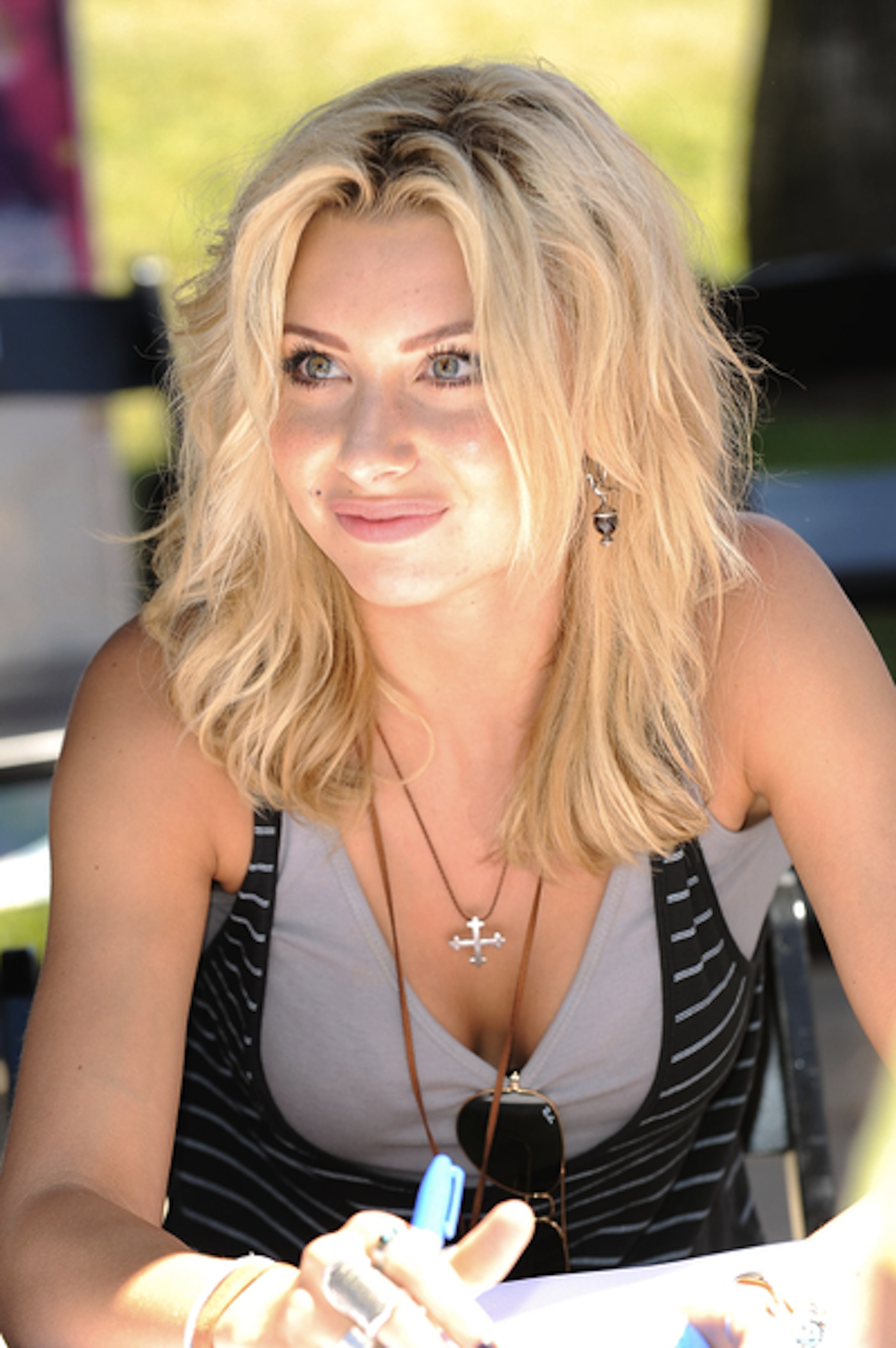 aly-michalka-net-worth