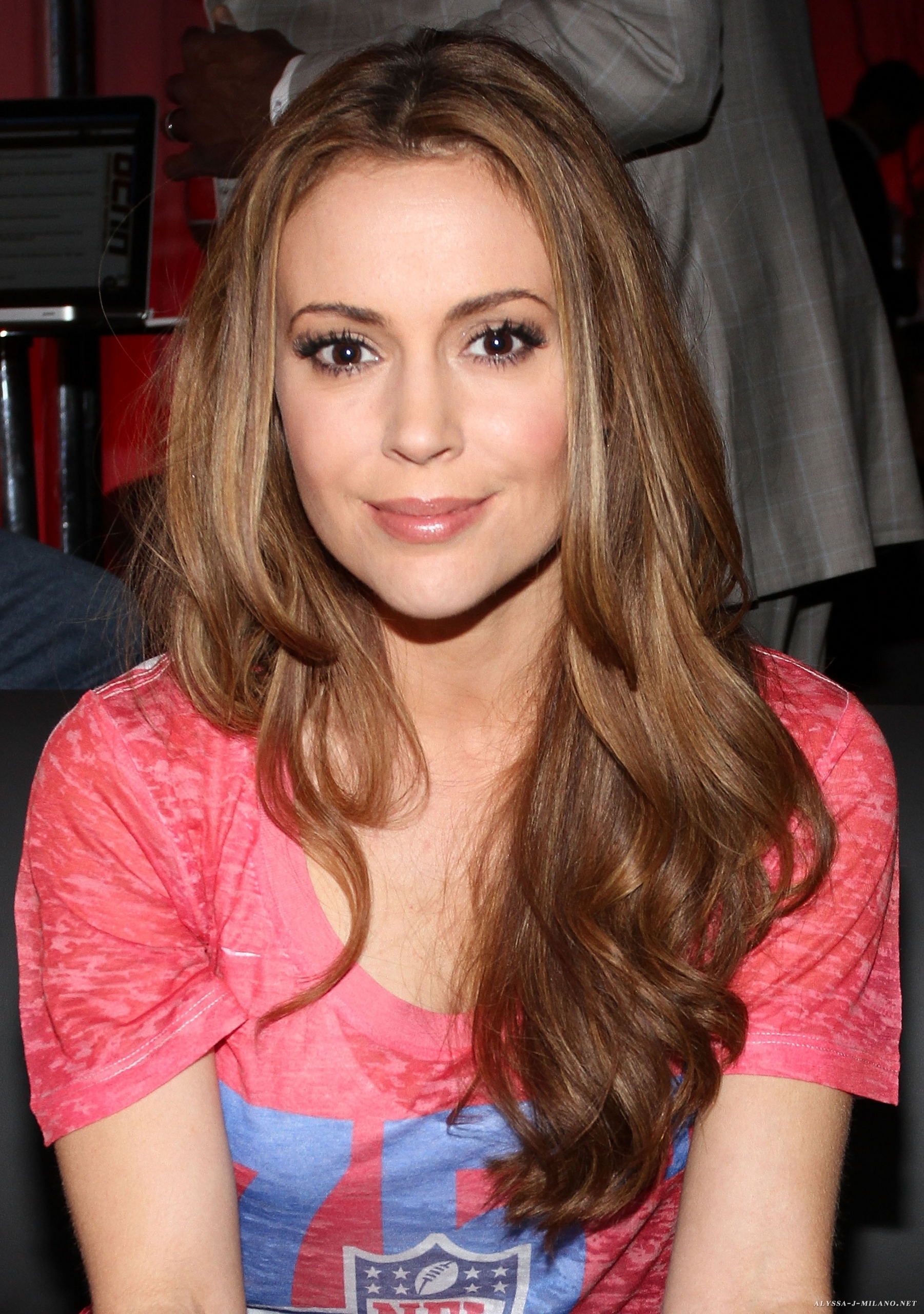 best-pictures-of-alyssa-milano