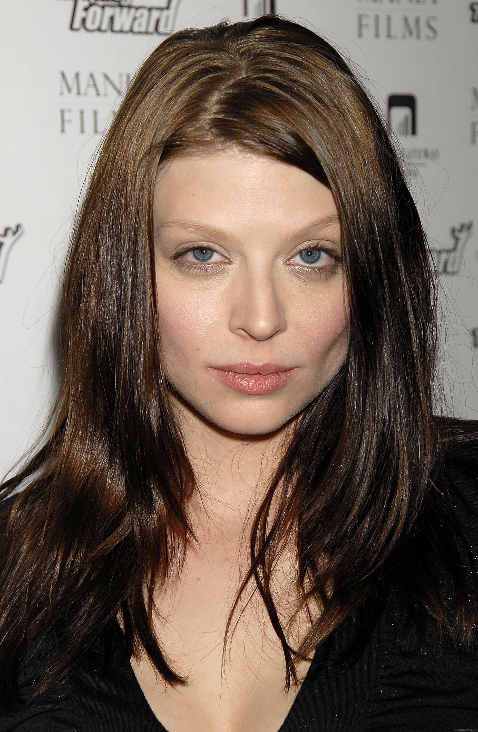 amber-benson-2015