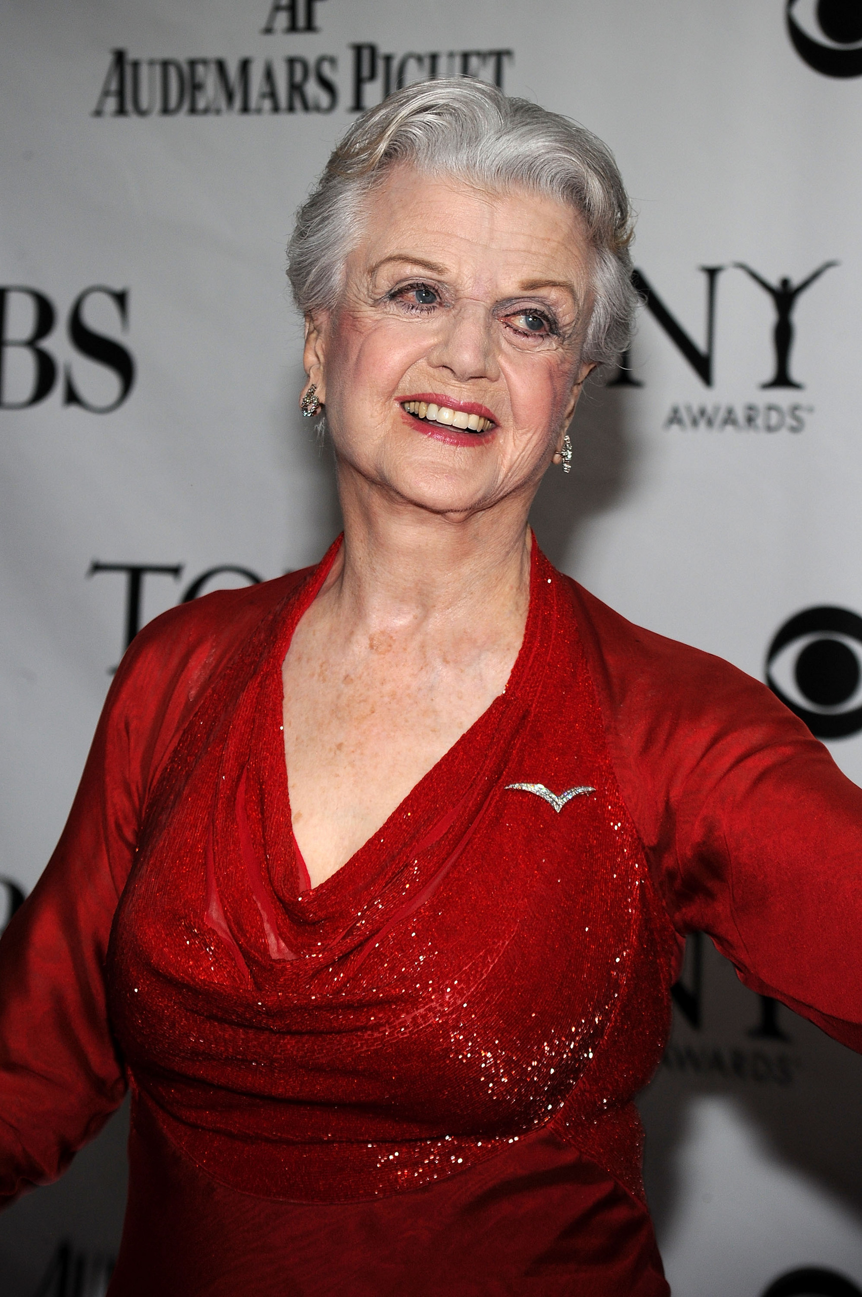 angela-lansbury-wallpaper