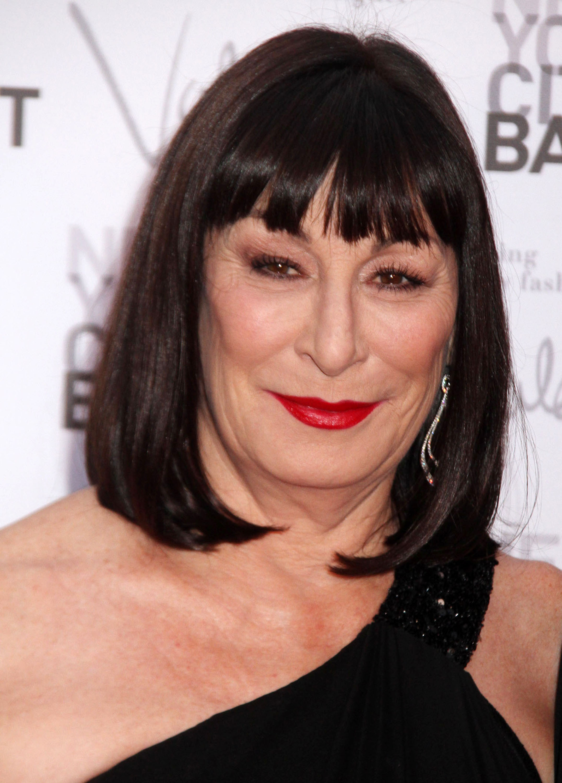 best-pictures-of-anjelica-huston