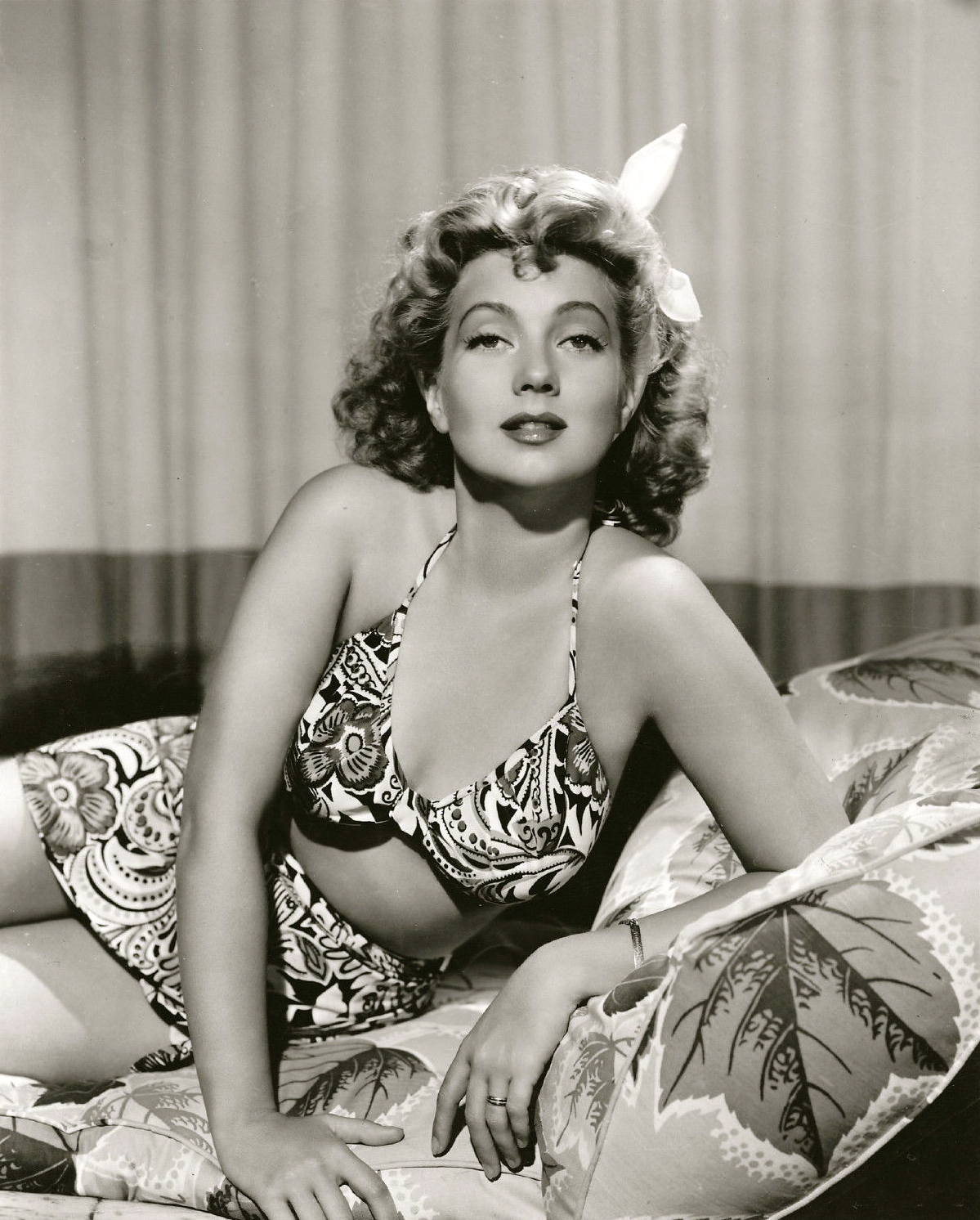 ann-sothern-gossip