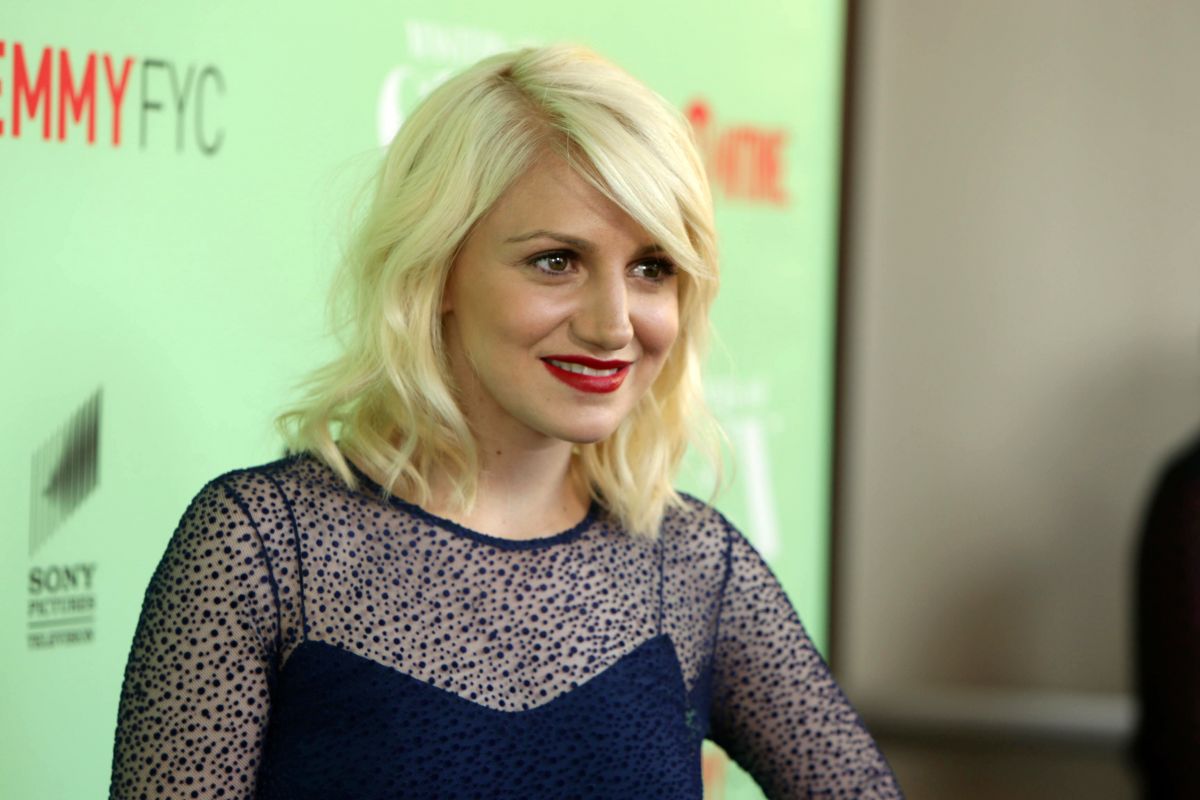 annaleigh-ashford-wallpapers