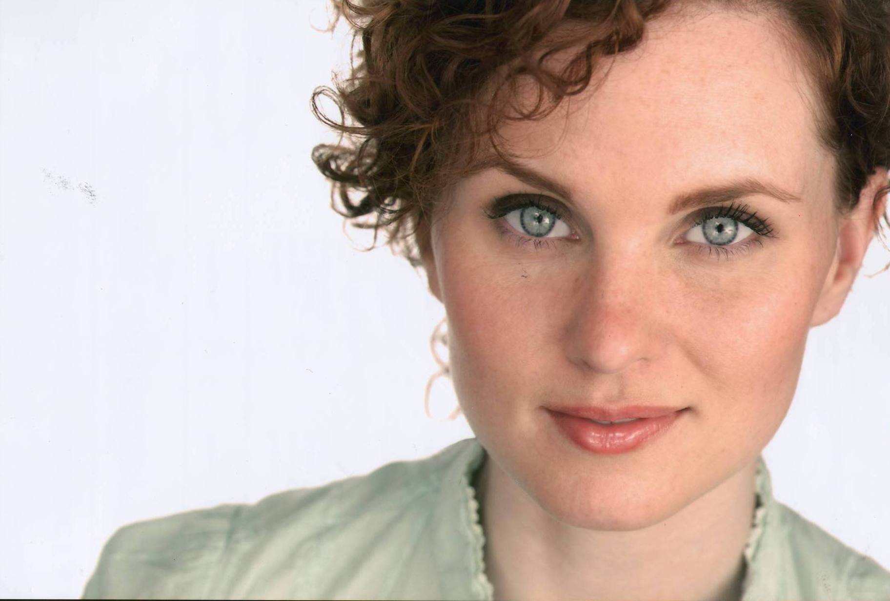 photos-of-annaleigh-ashford