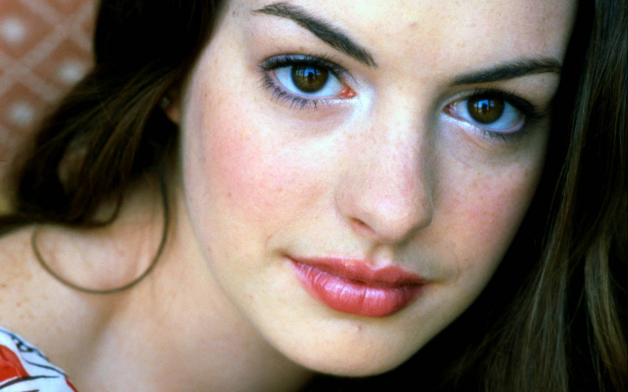 anne-hathaway-kids