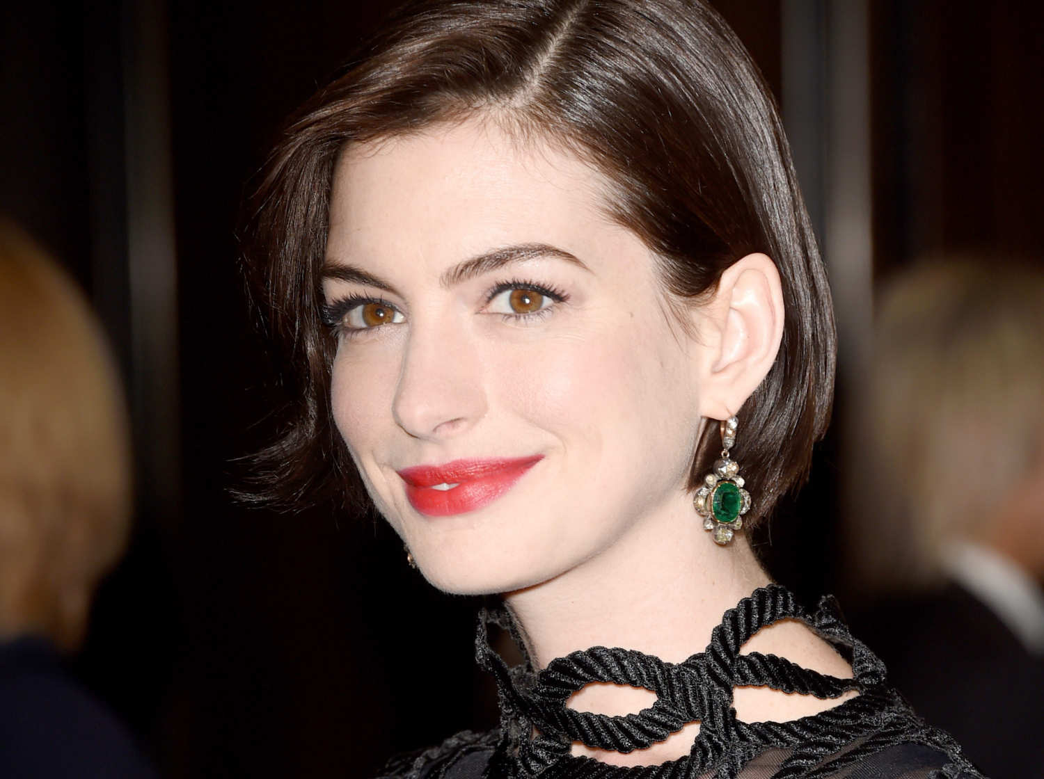 anne-hathaway-wallpapers