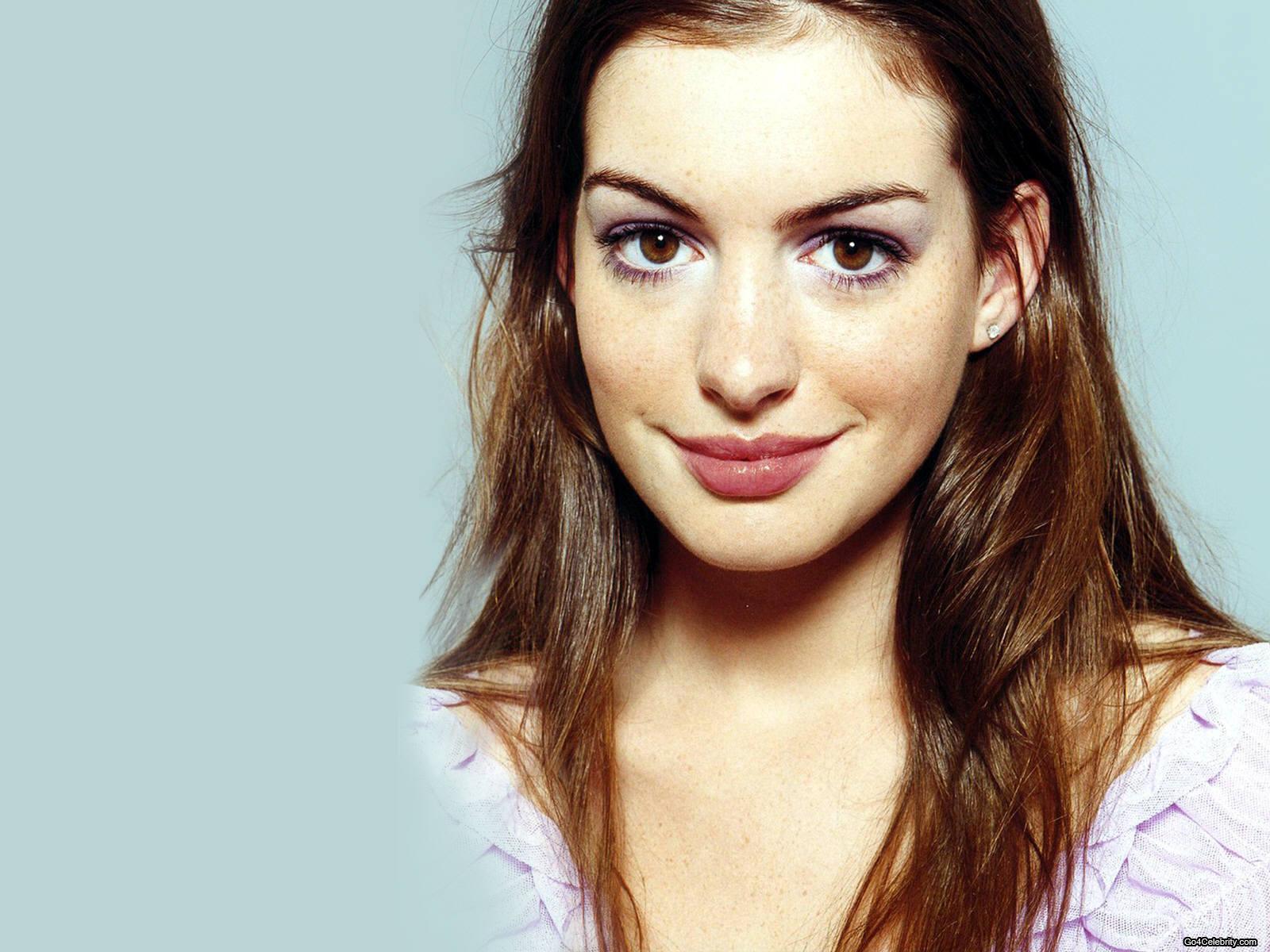 anne-hathaway-young