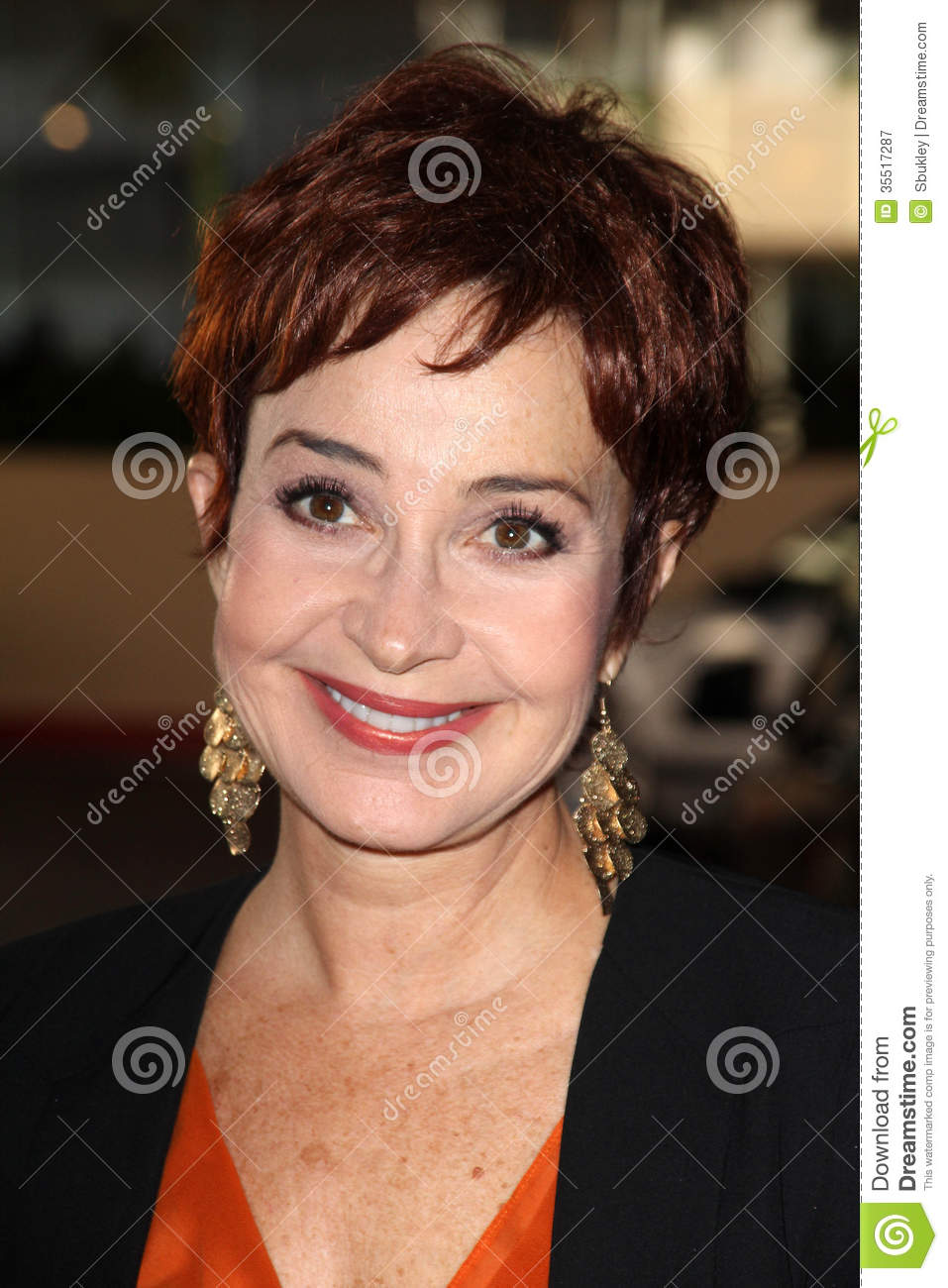 annie-potts-2015