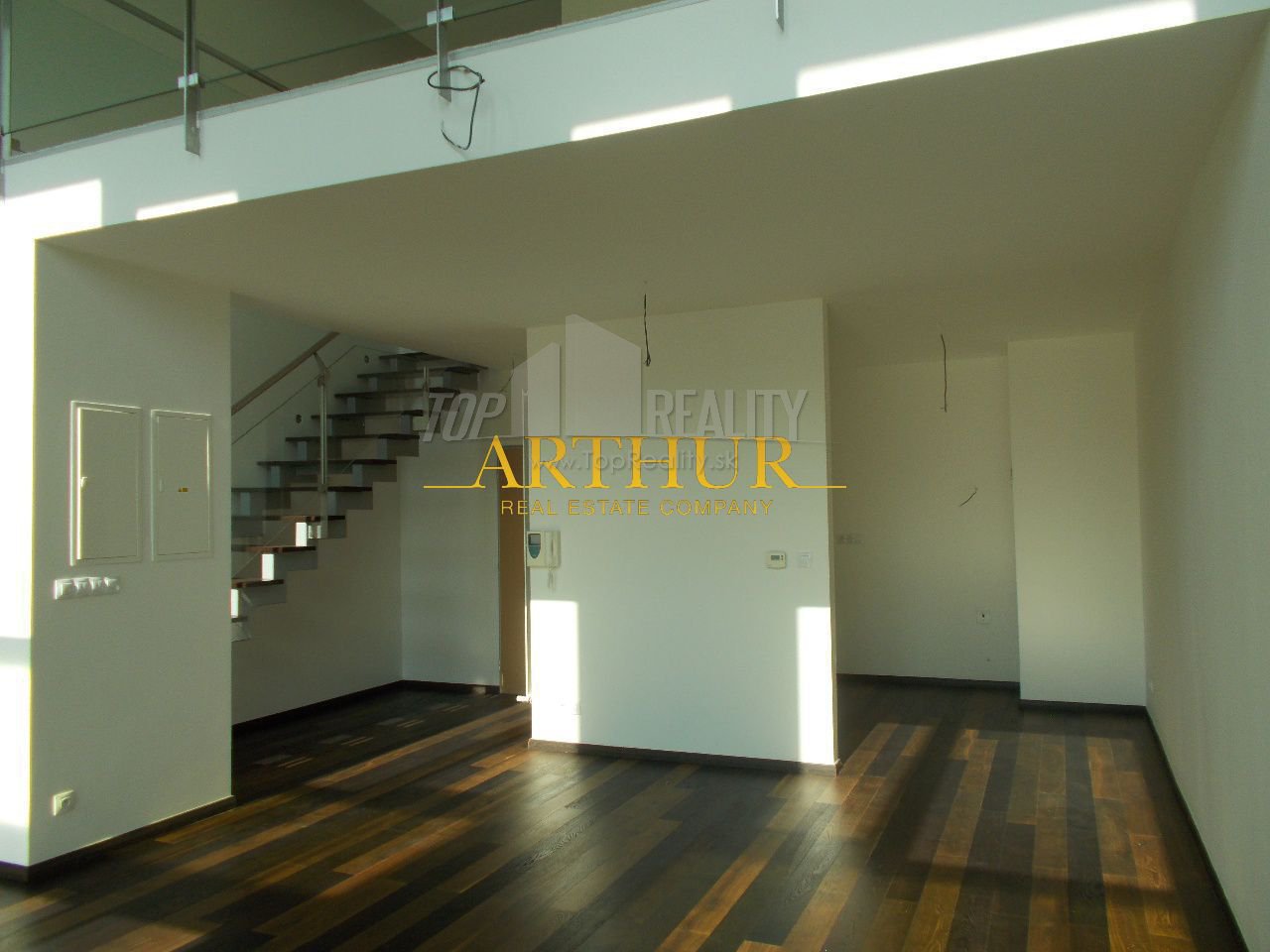 arthur-loft-young