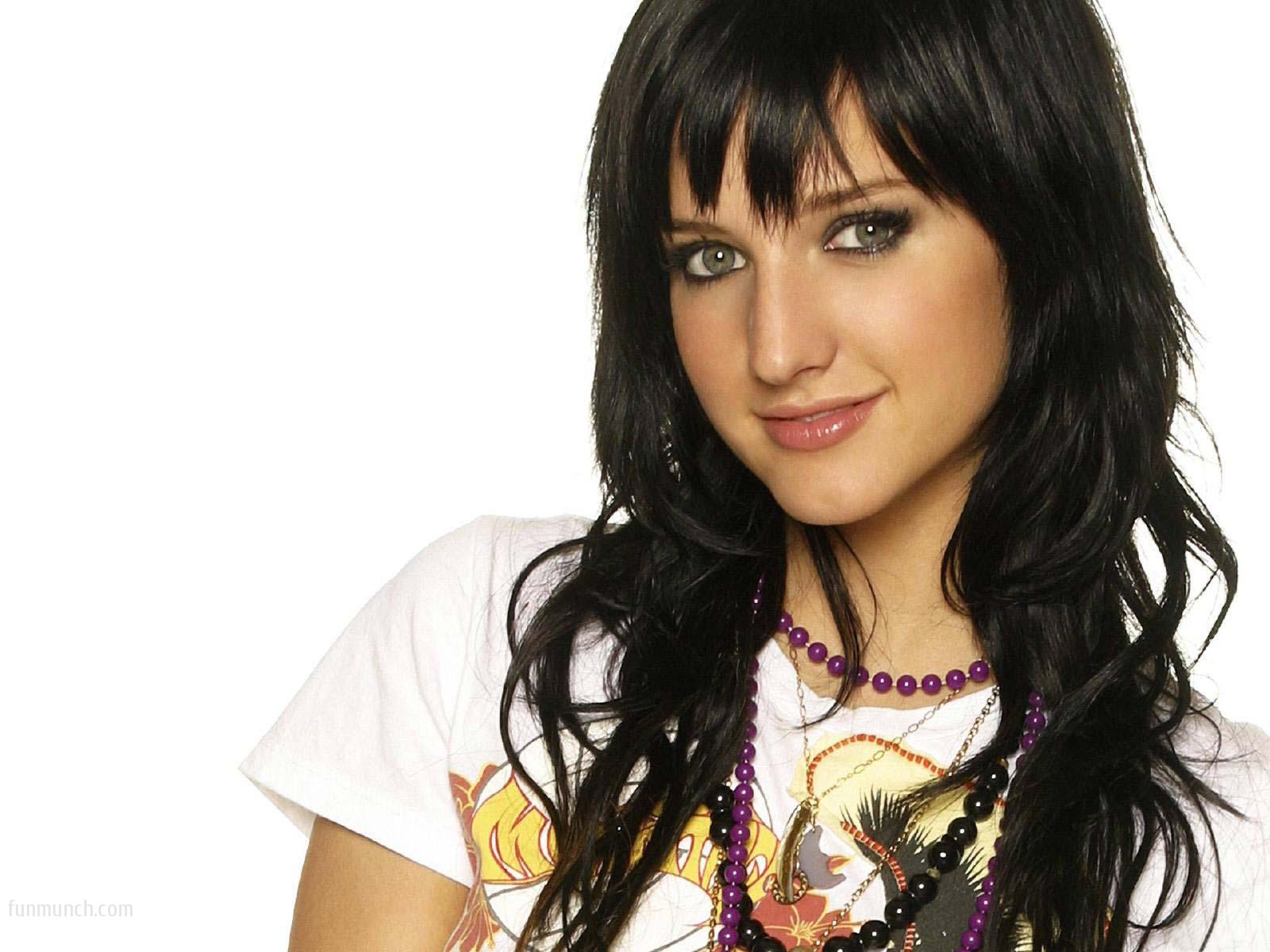 ashlee-simpson-wallpapers