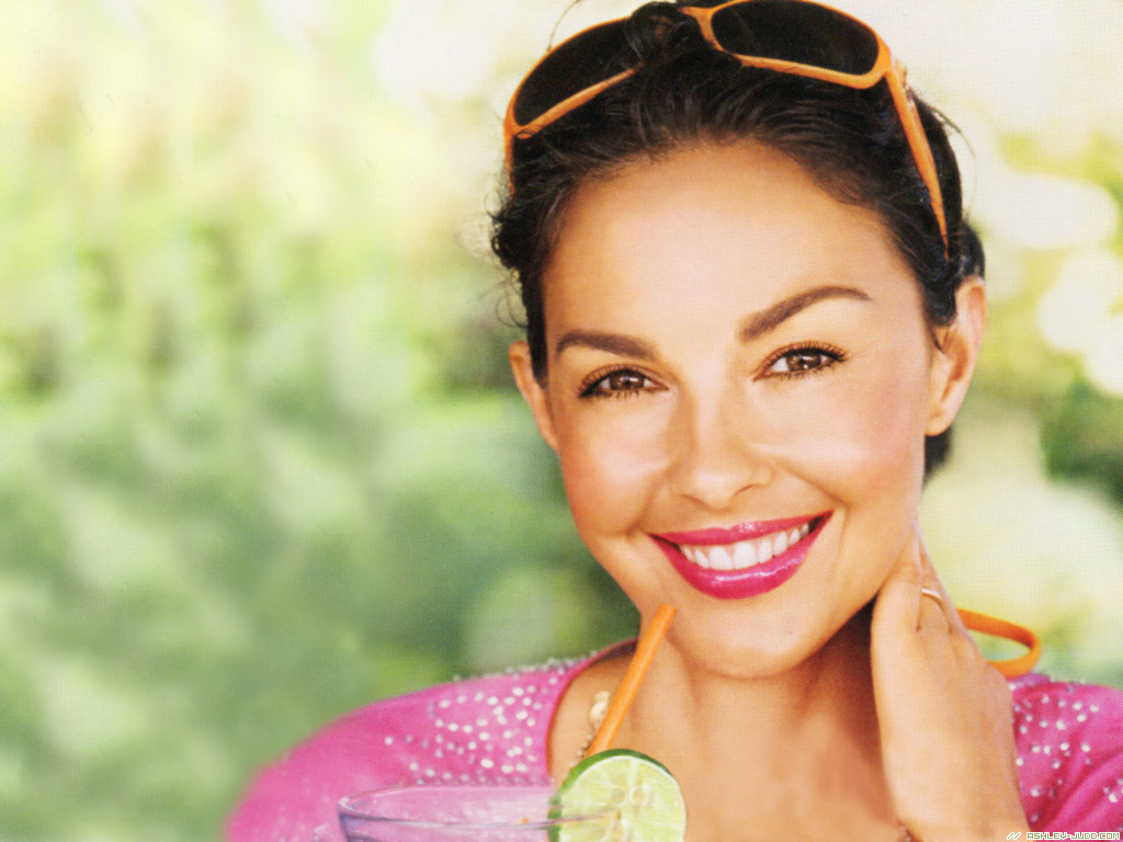 pictures-of-ashley-judd