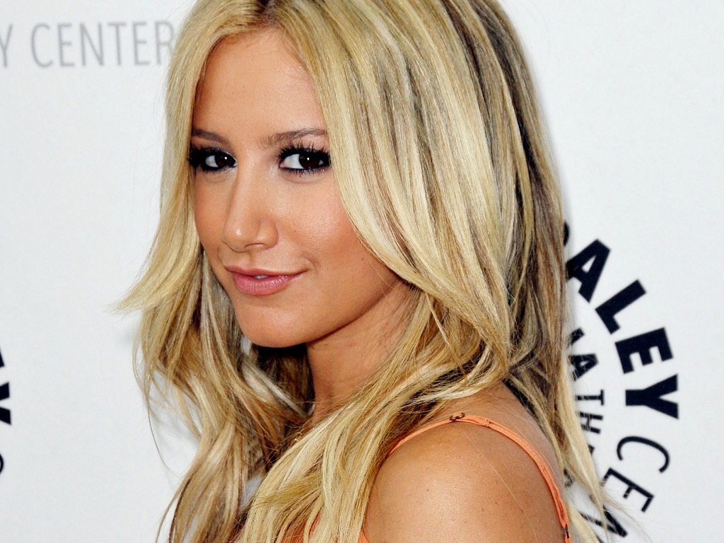 ashley-tisdale-wallpapers