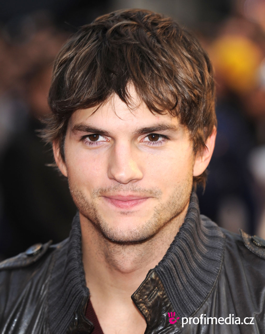 best-pictures-of-ashton-kutcher