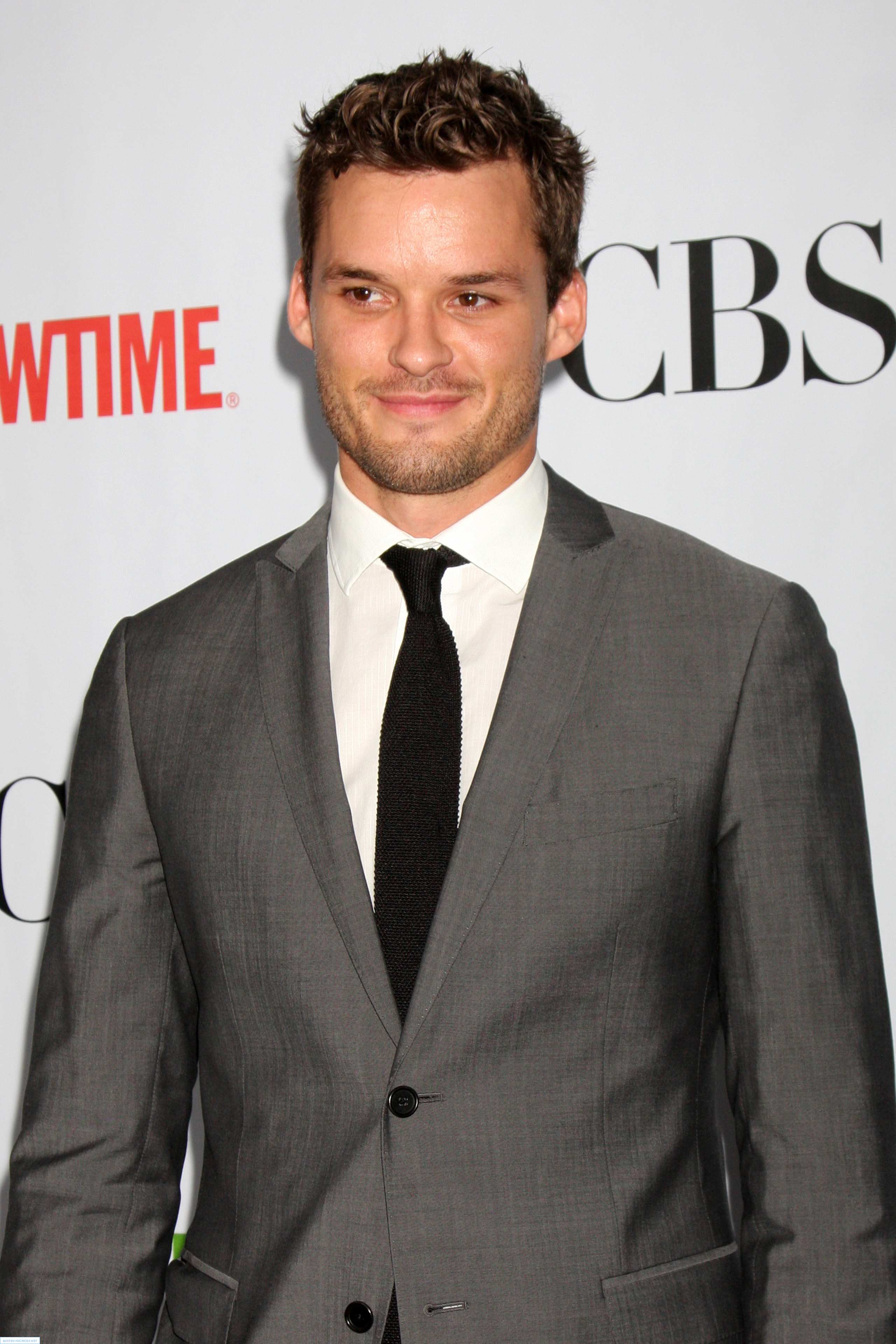 best-pictures-of-austin-nichols