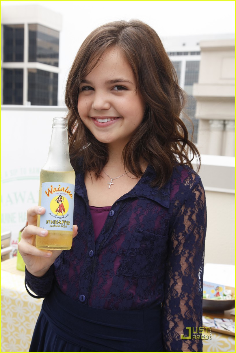 bailee-madison-party