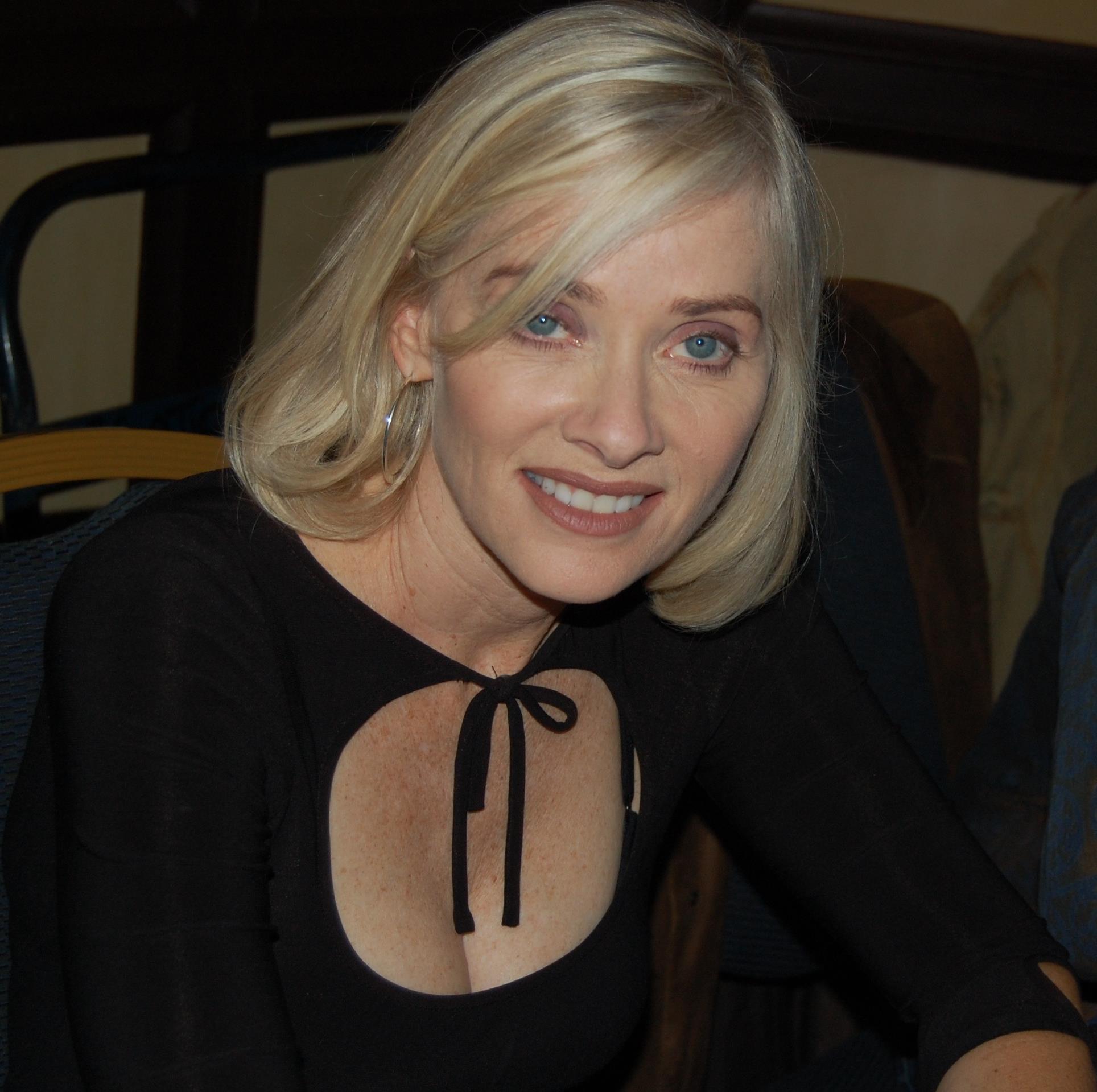 barbara-crampton-pictures