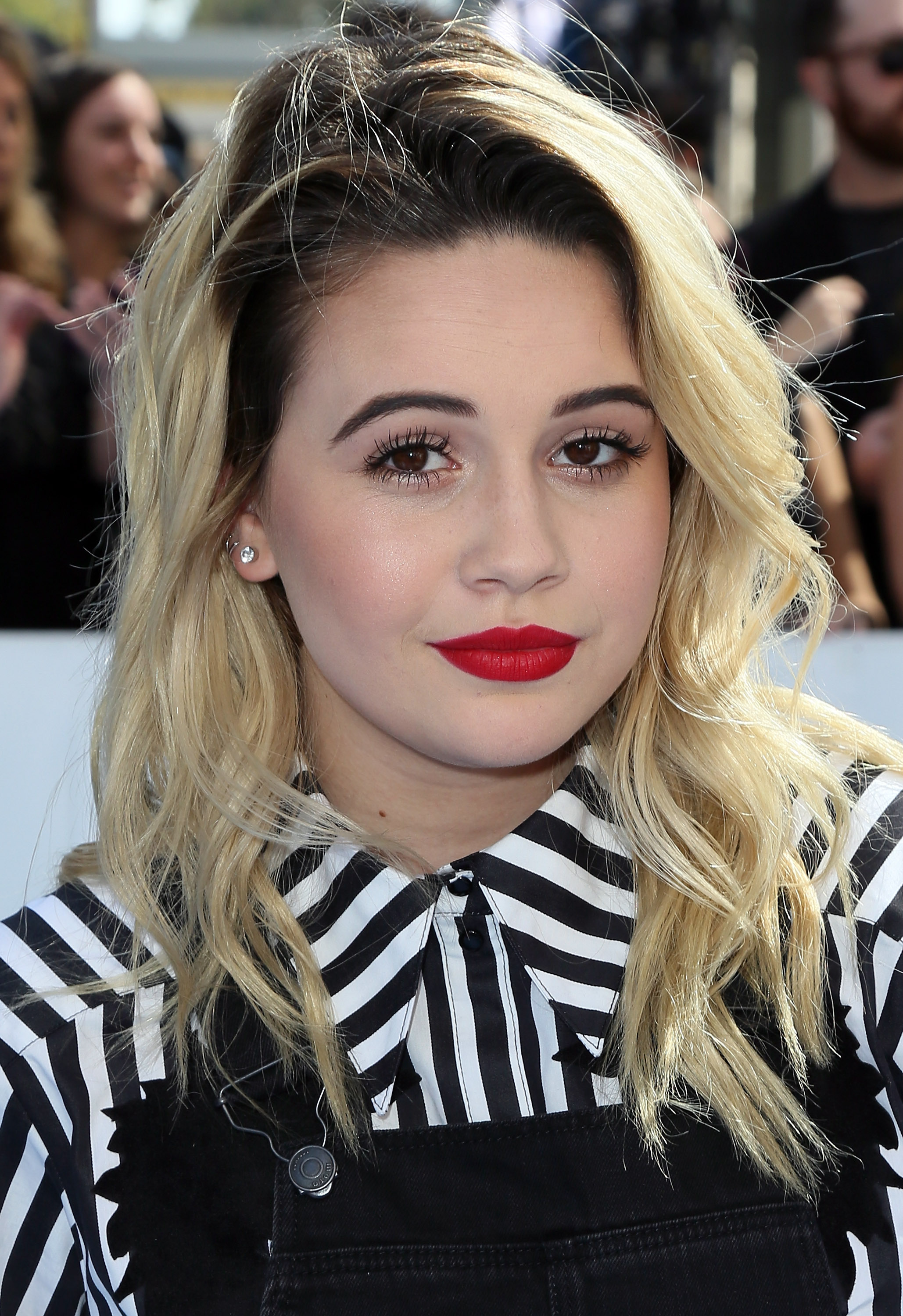 bea-miller-2016