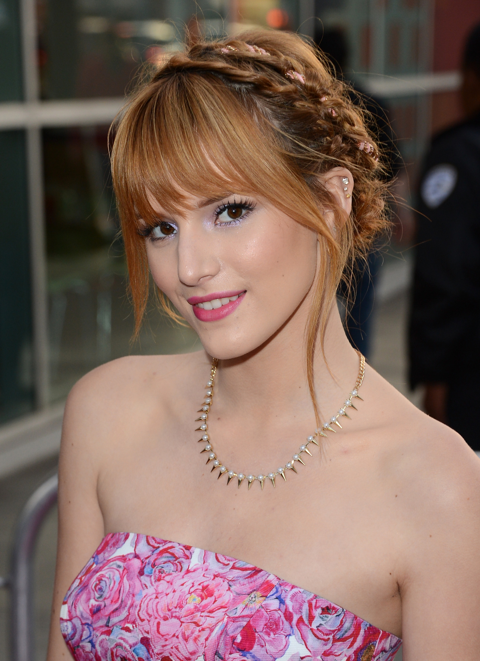 bella-thorne-gossip