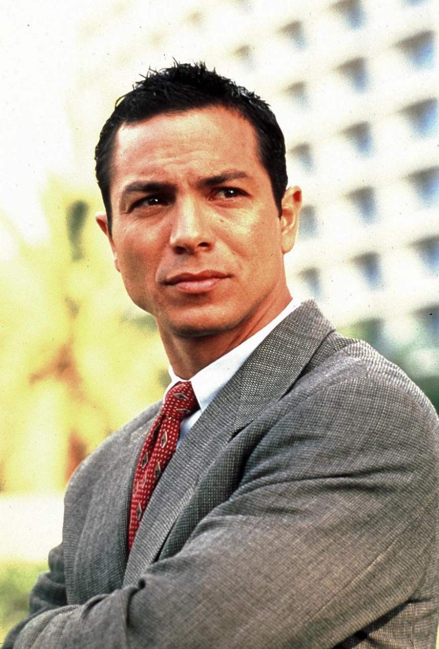 best-pictures-of-benjamin-bratt