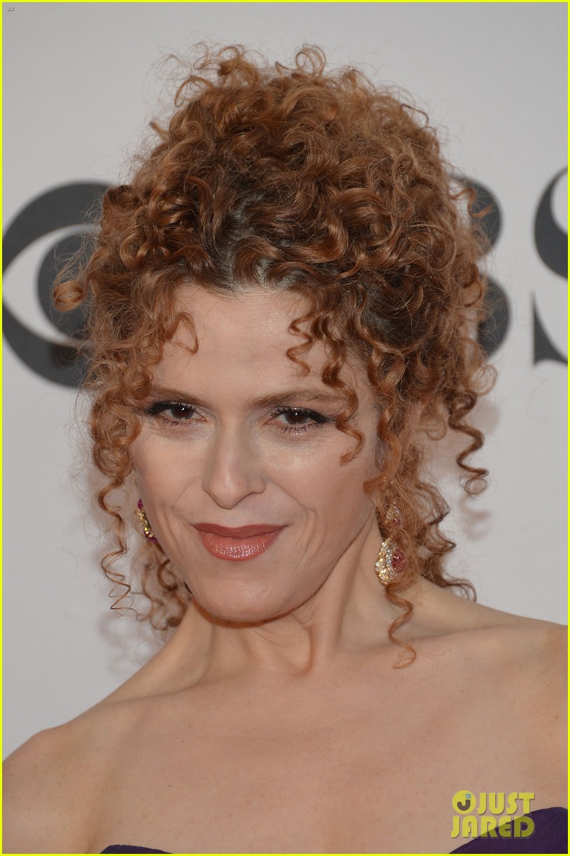 photos-of-bernadette-peters