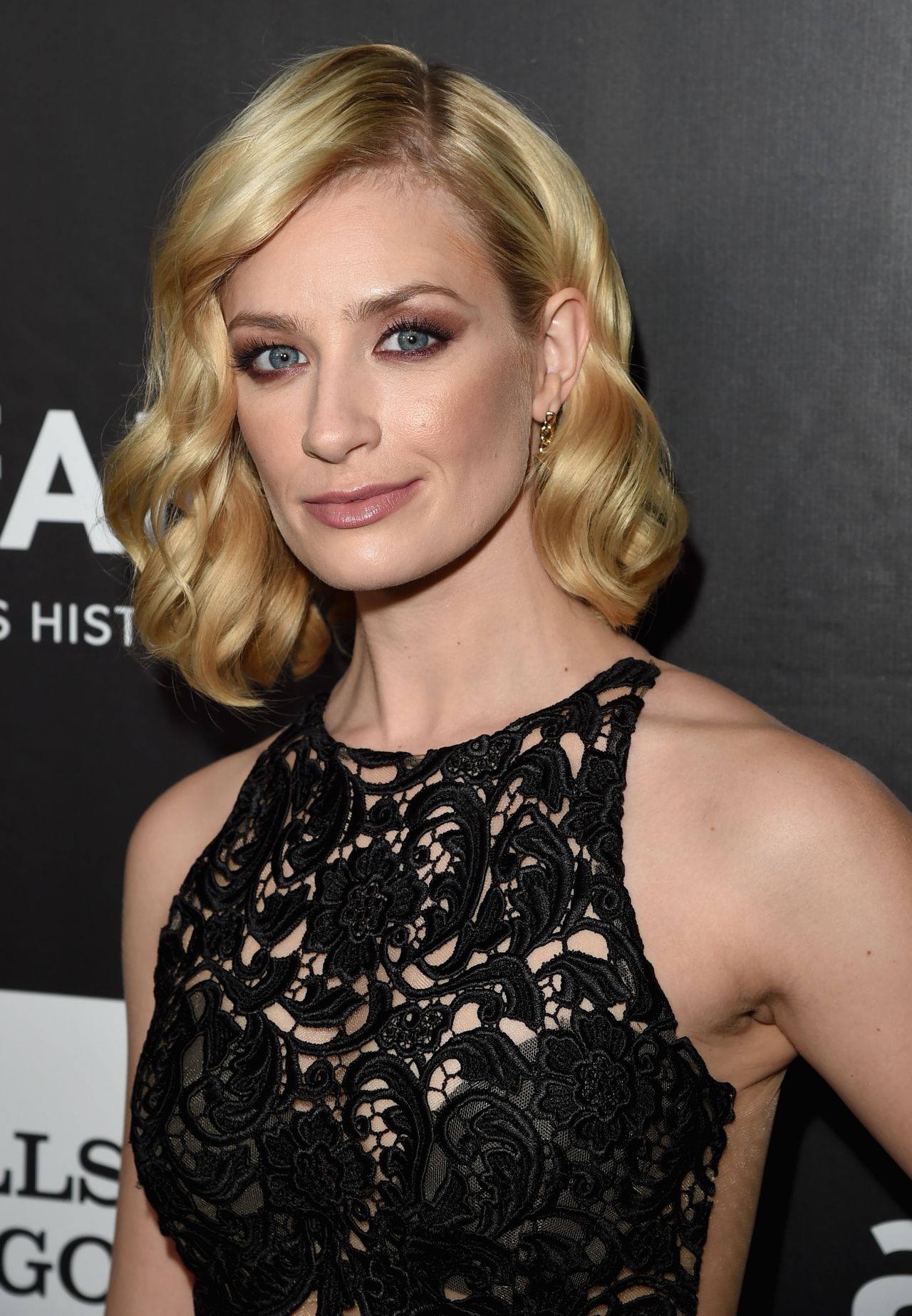 photos-of-beth-behrs