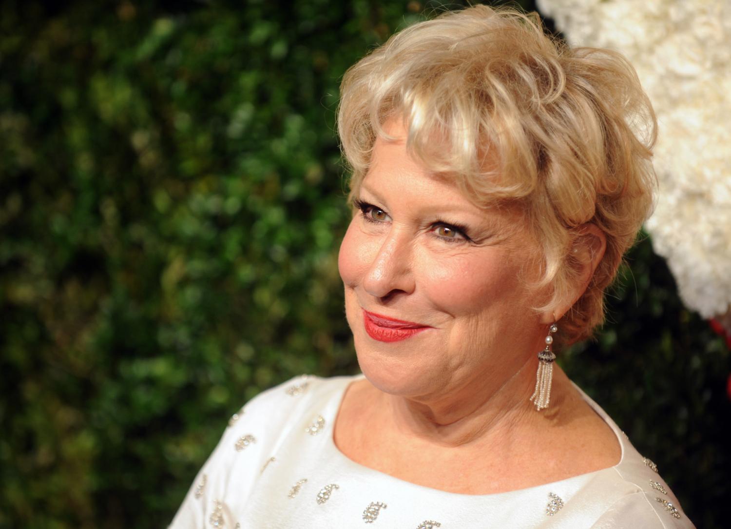 More Pictures Of Bette Midler. 