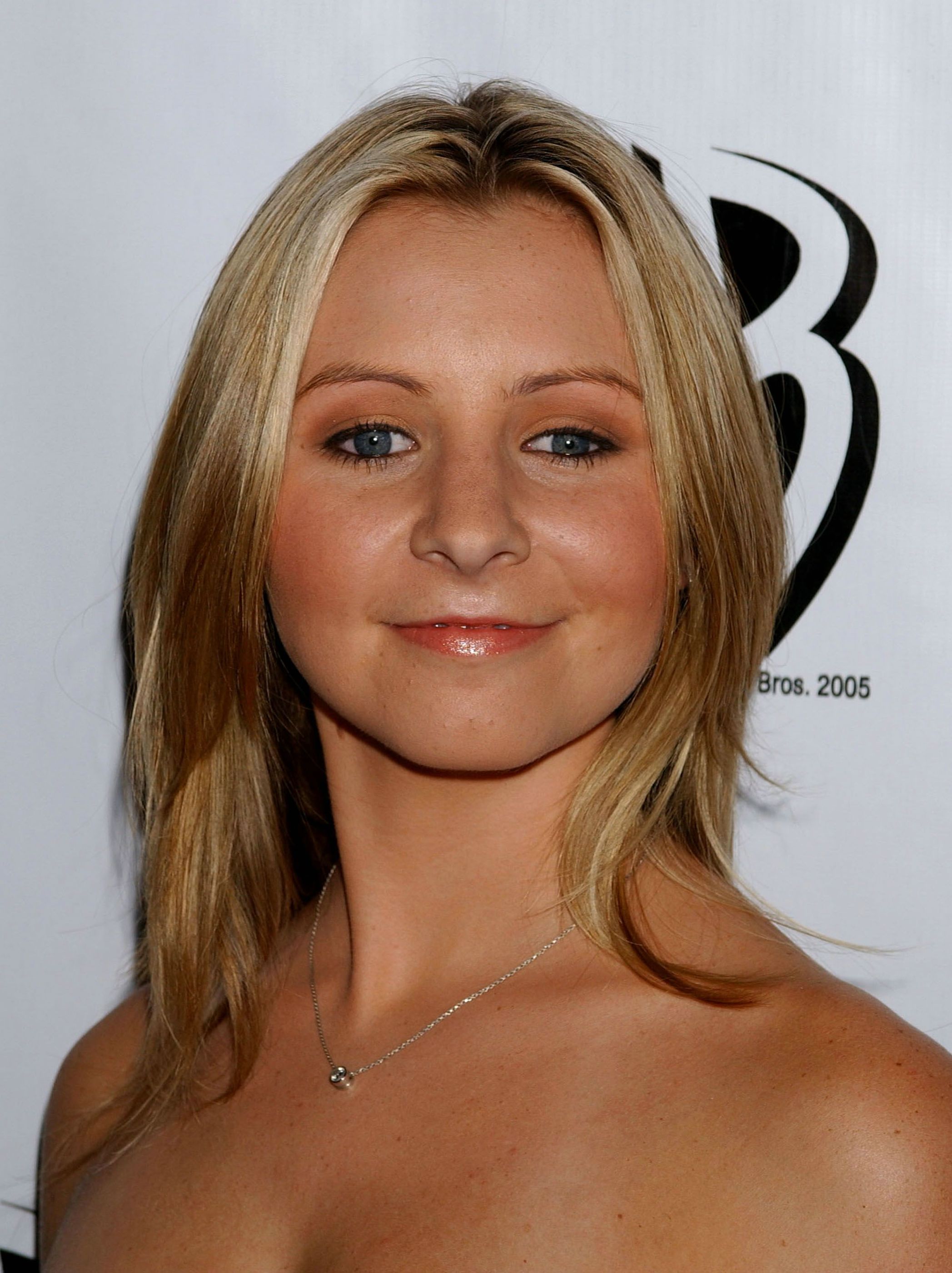 beverley-mitchell-gossip