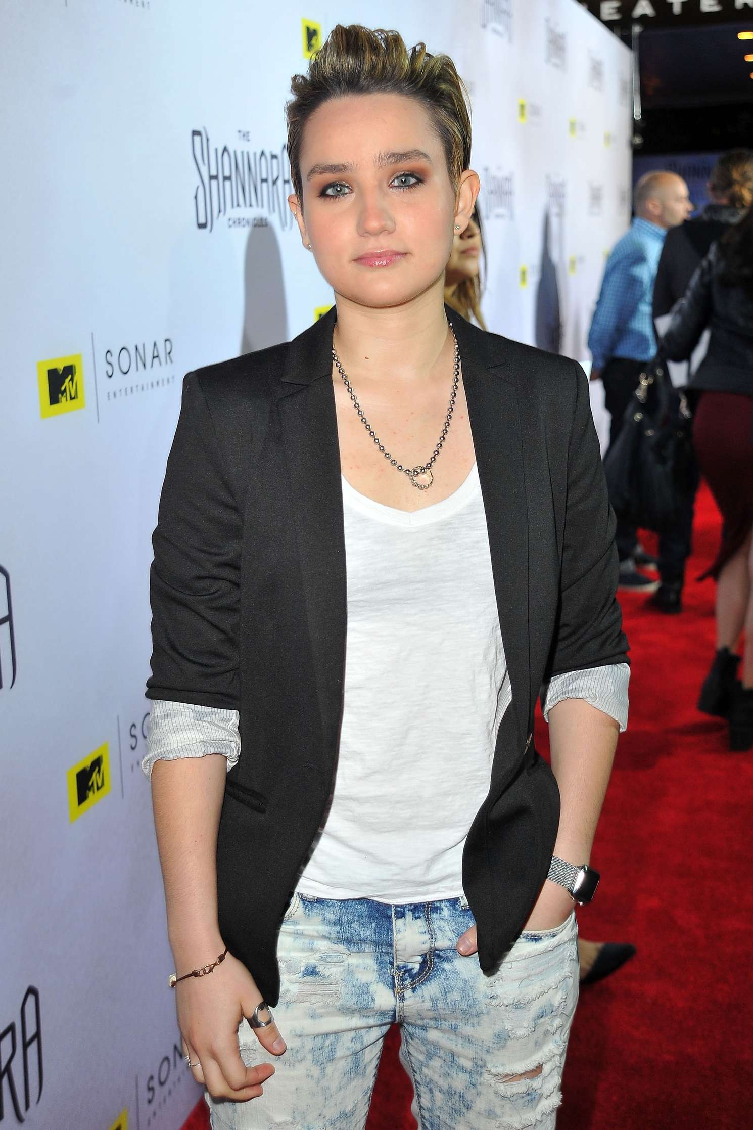 bex-taylor-klaus-news