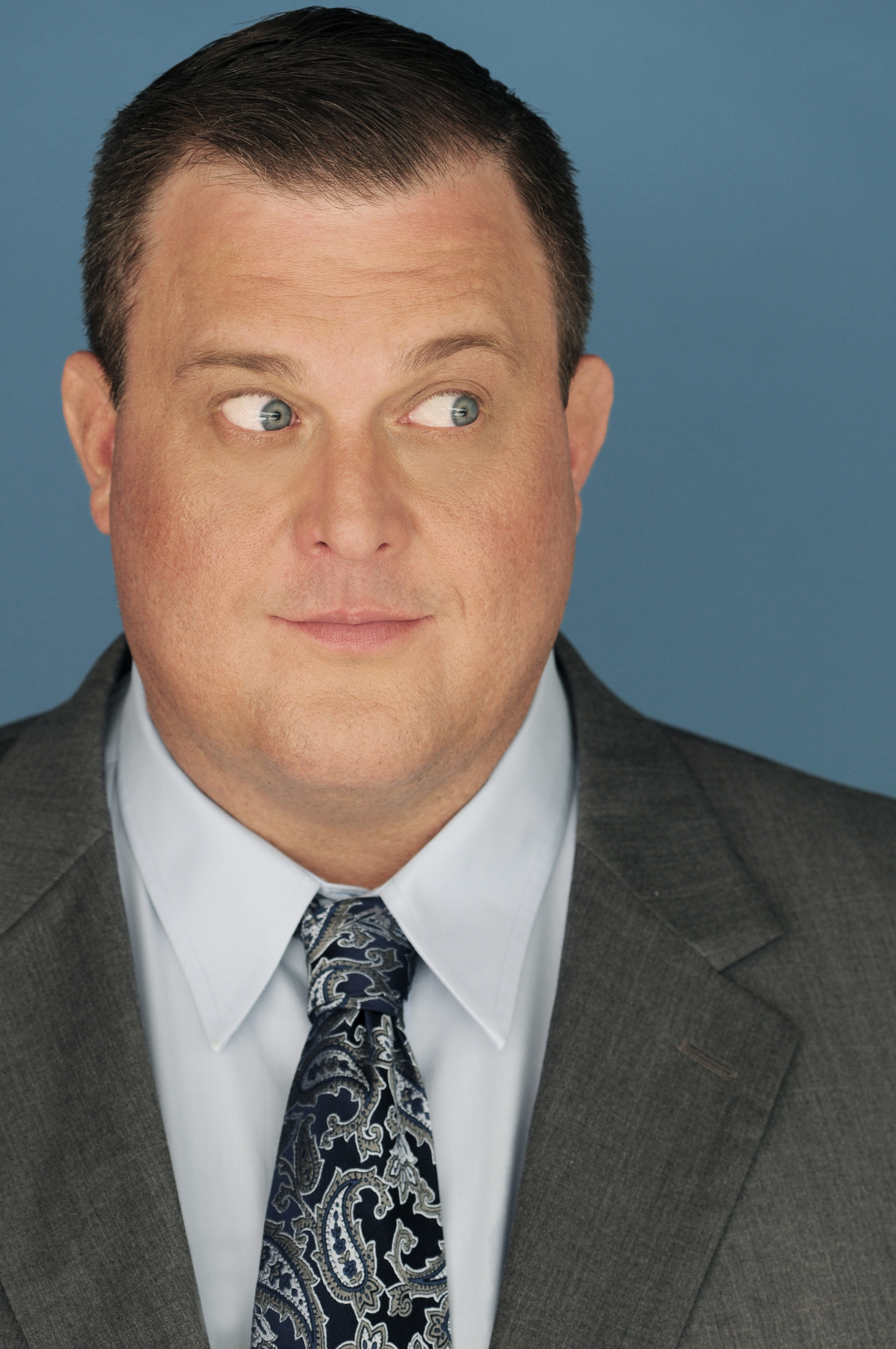 billy-gardell-scandal