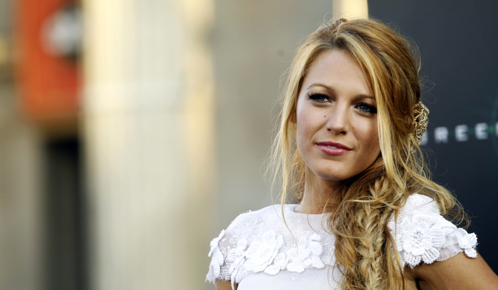 blake-lively-hd-wallpaper