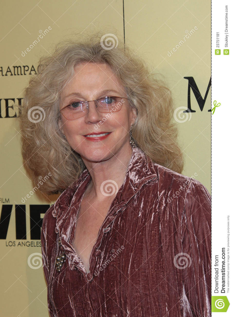 blythe-danner-summertime