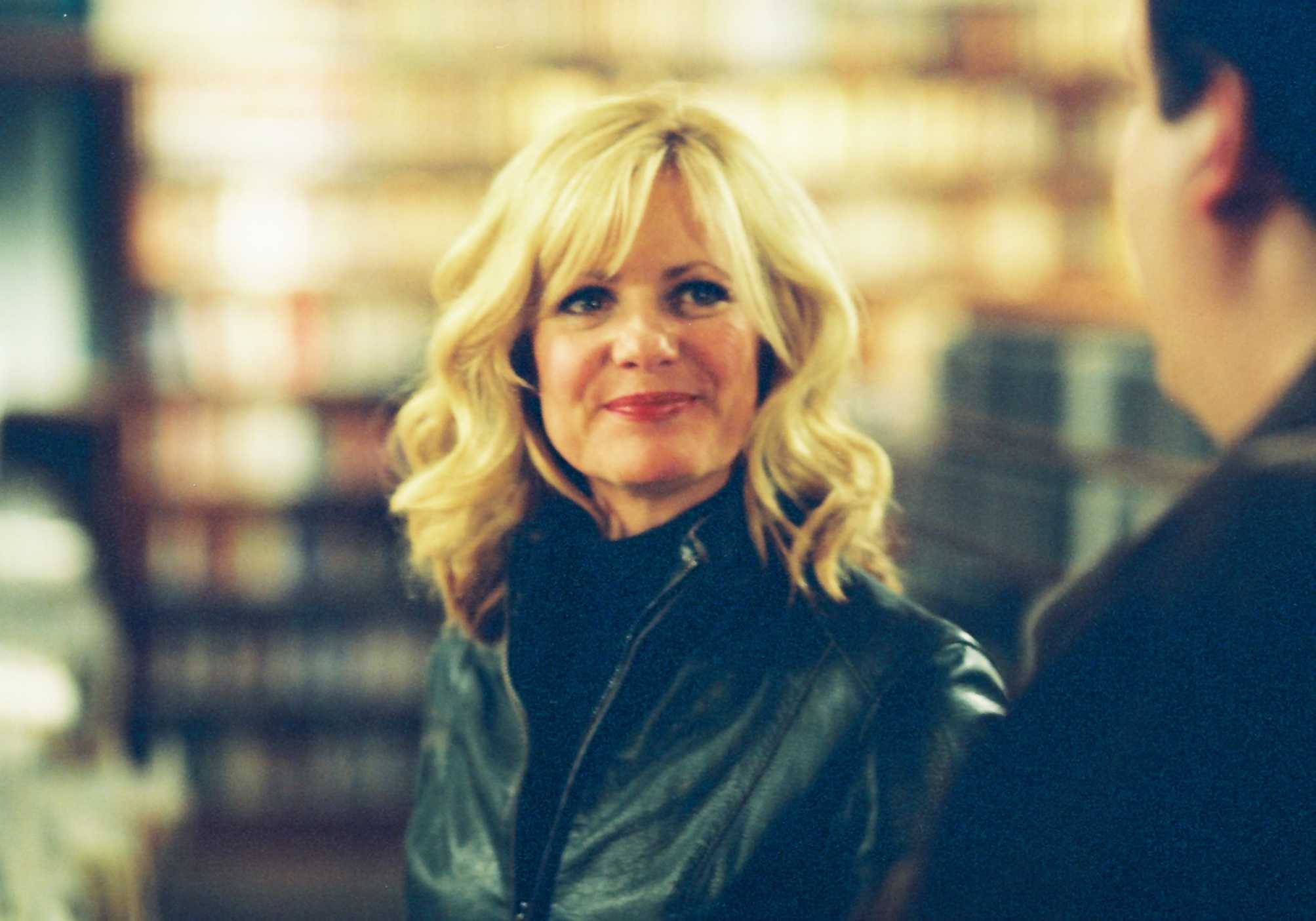 bonnie-hunt-wallpaper