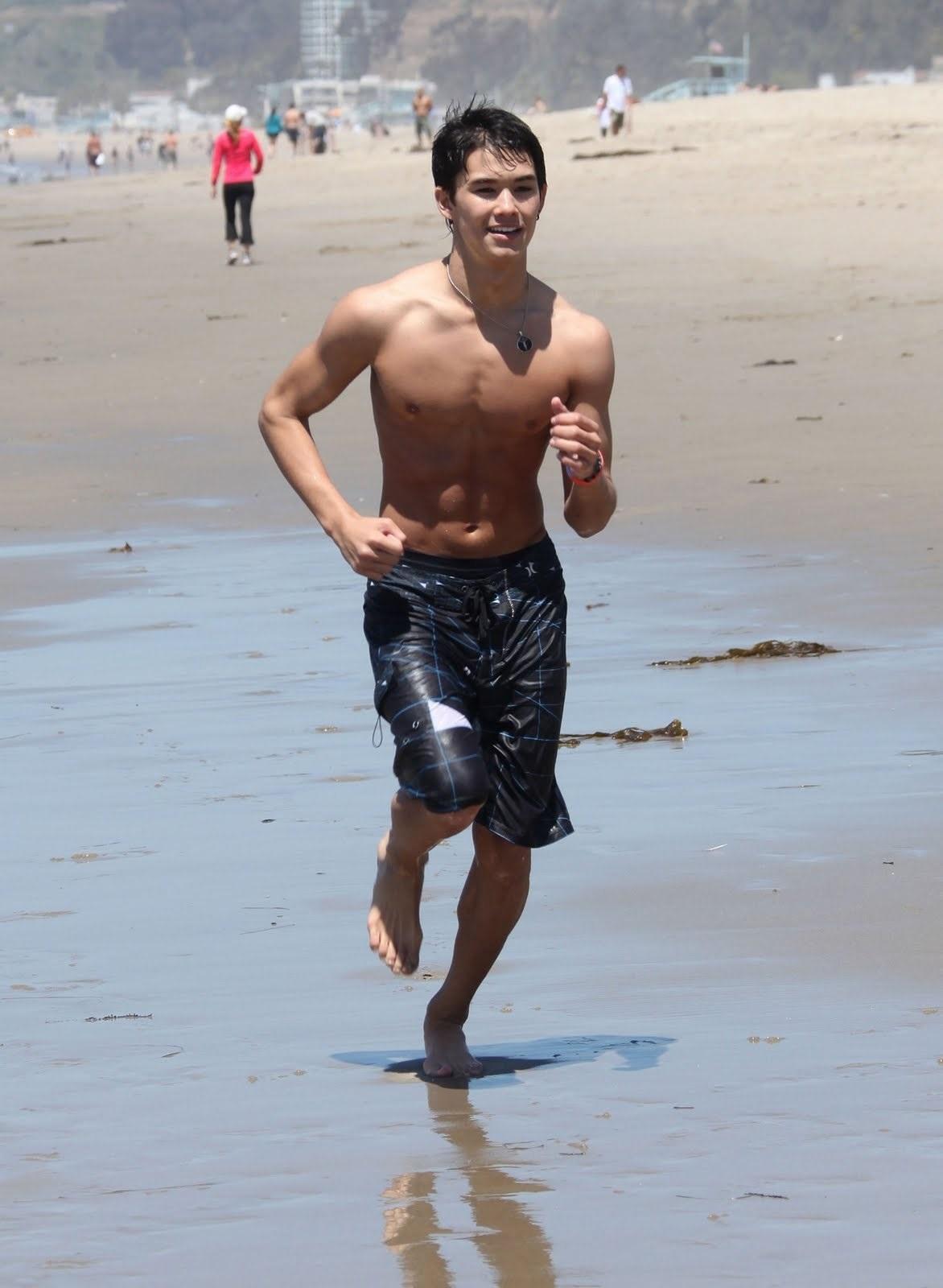 photos-of-booboo-stewart