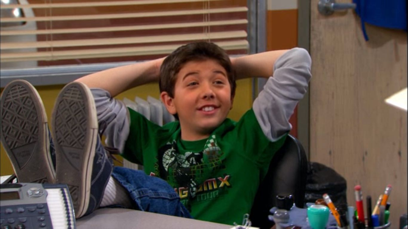 bradley-steven-perry-house