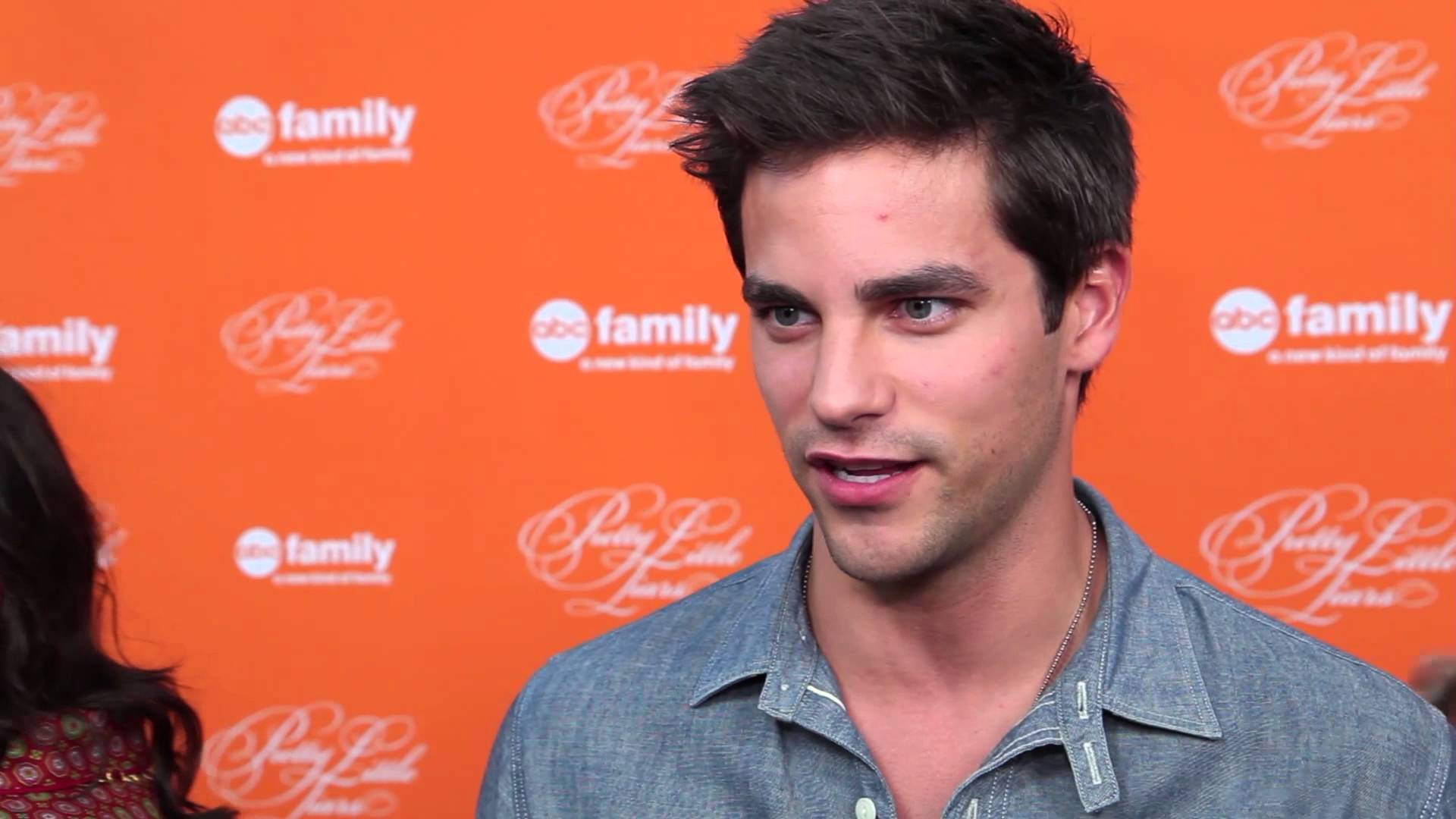 brant-daugherty-wallpaper