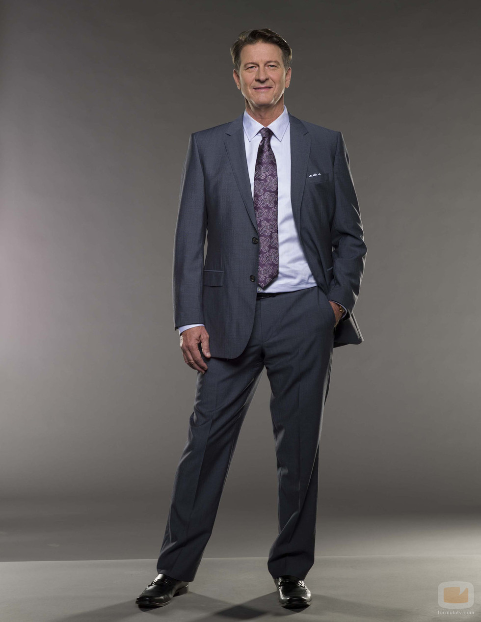 best-pictures-of-brett-cullen