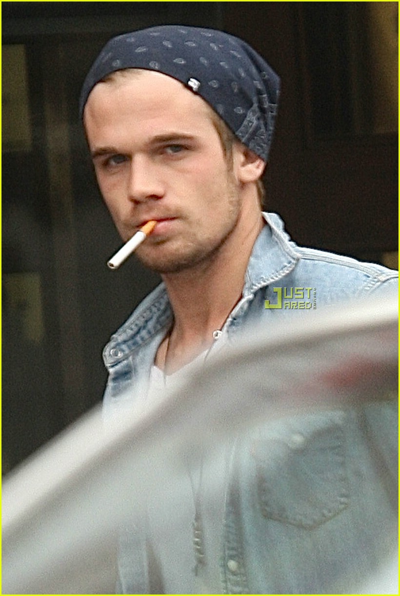 cam-gigandet-young