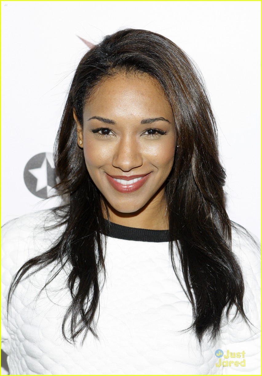 candice-patton-net-worth